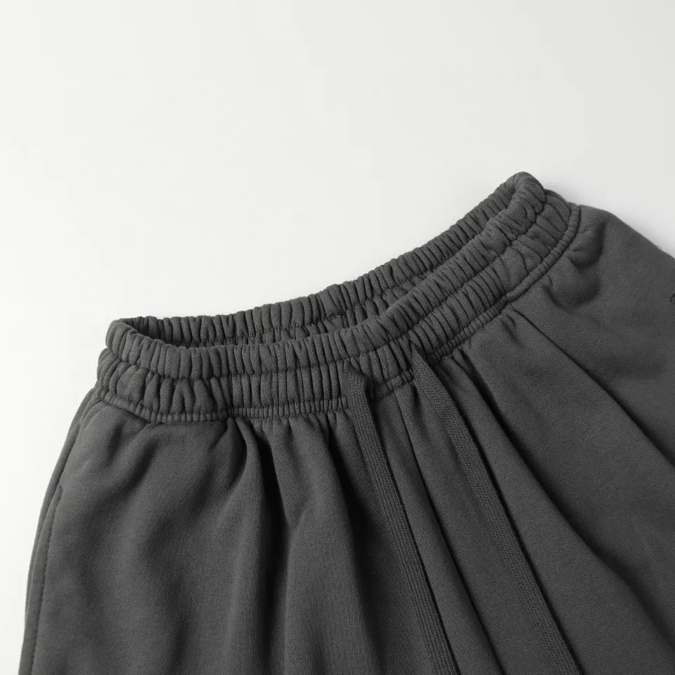 Distressed Flame Logo Embroidered Cotton Shorts D19513204 — view 3