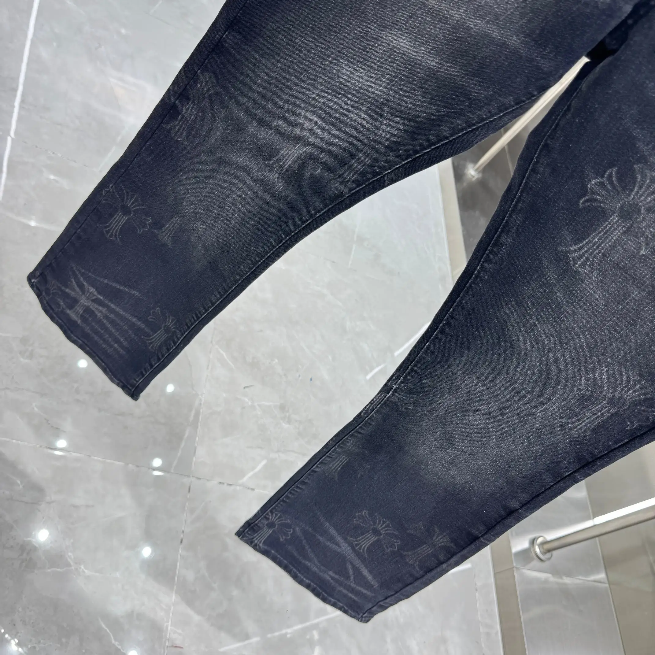Chrome Hearts Cross-Print Flared Stretch Jeans D20019115 — view 9