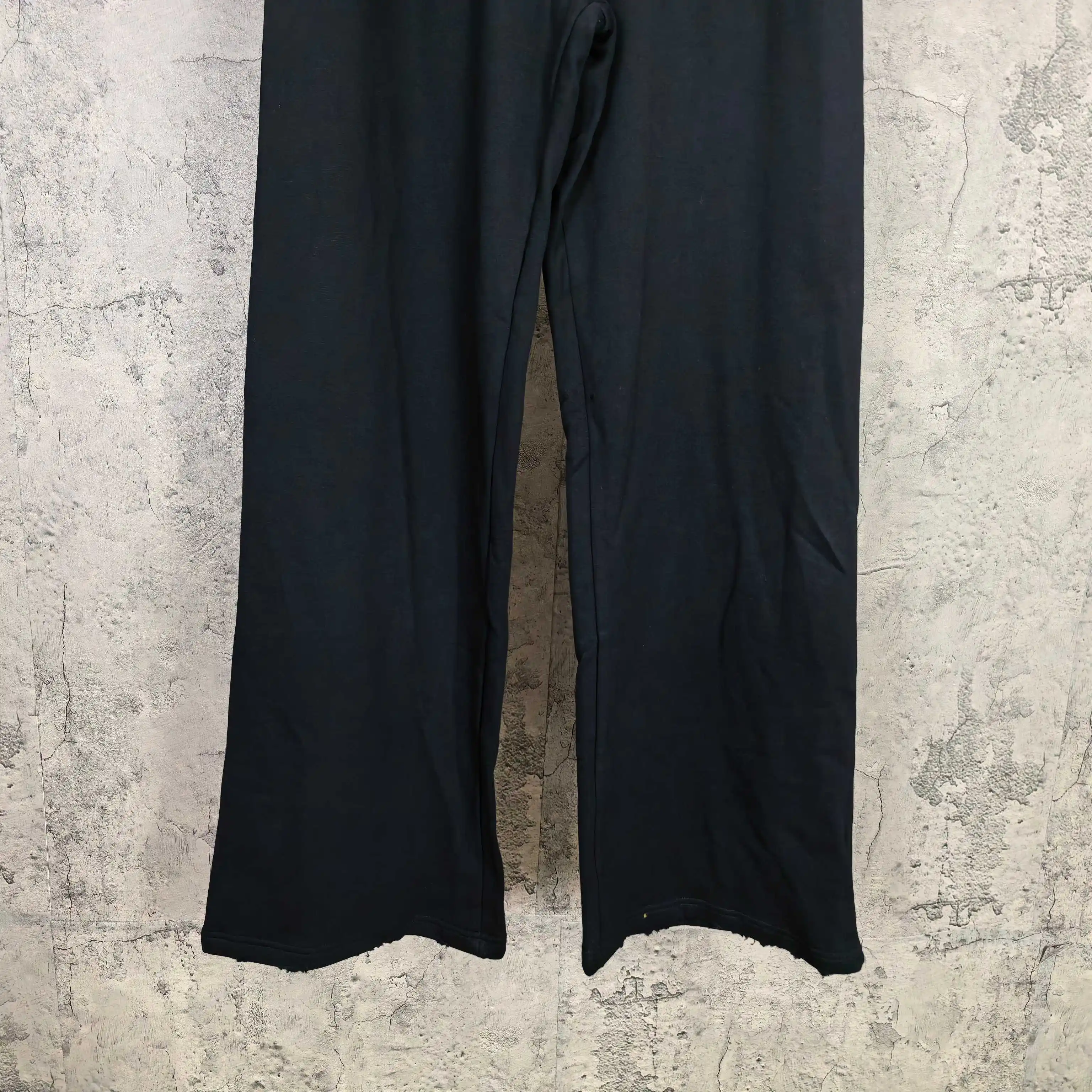 Messy Spray Logo Baggy Sweatpants D20024492 — view 11