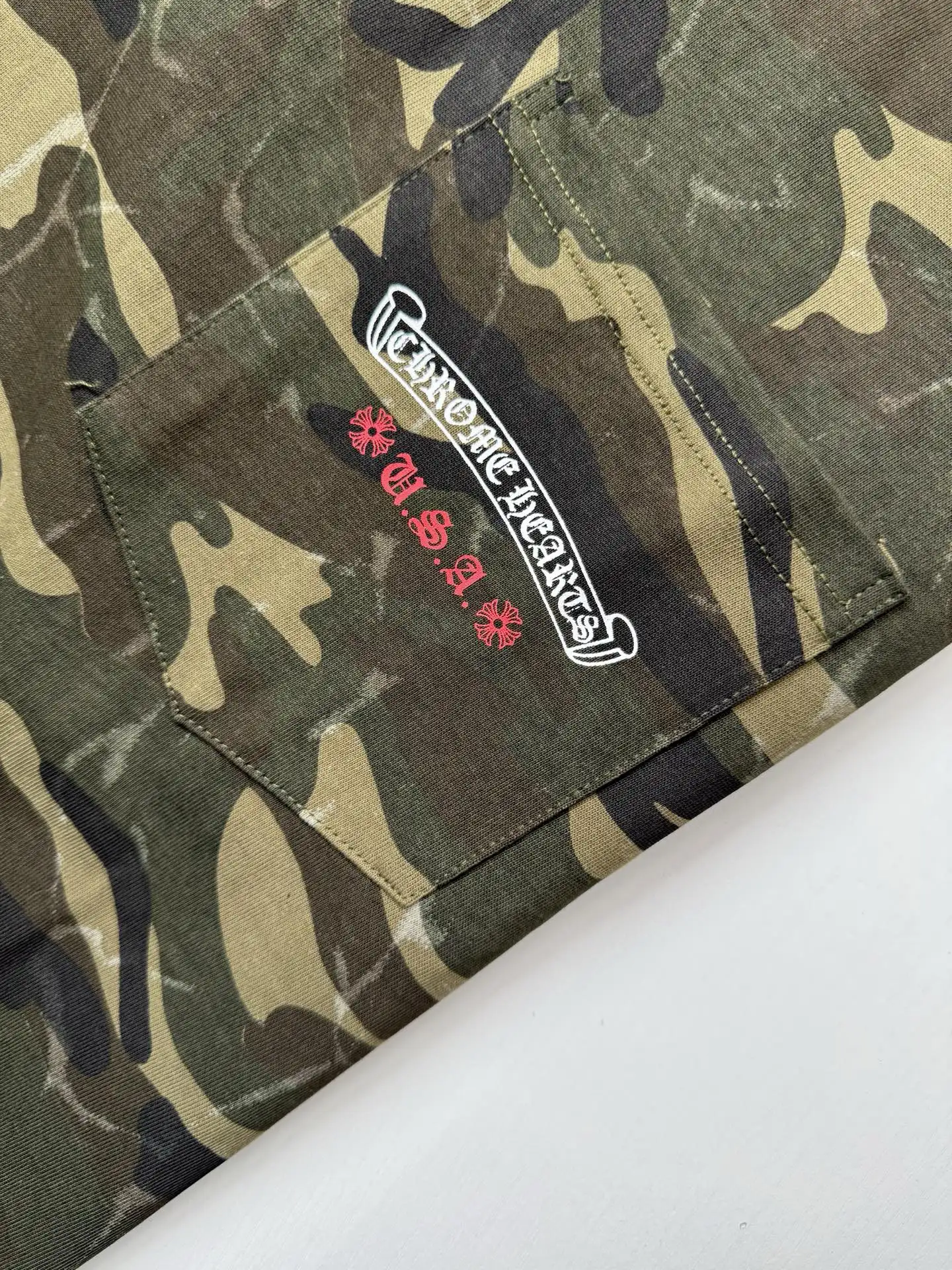 Camo Flag Print Pocket T-Shirt D20518669 — view 5