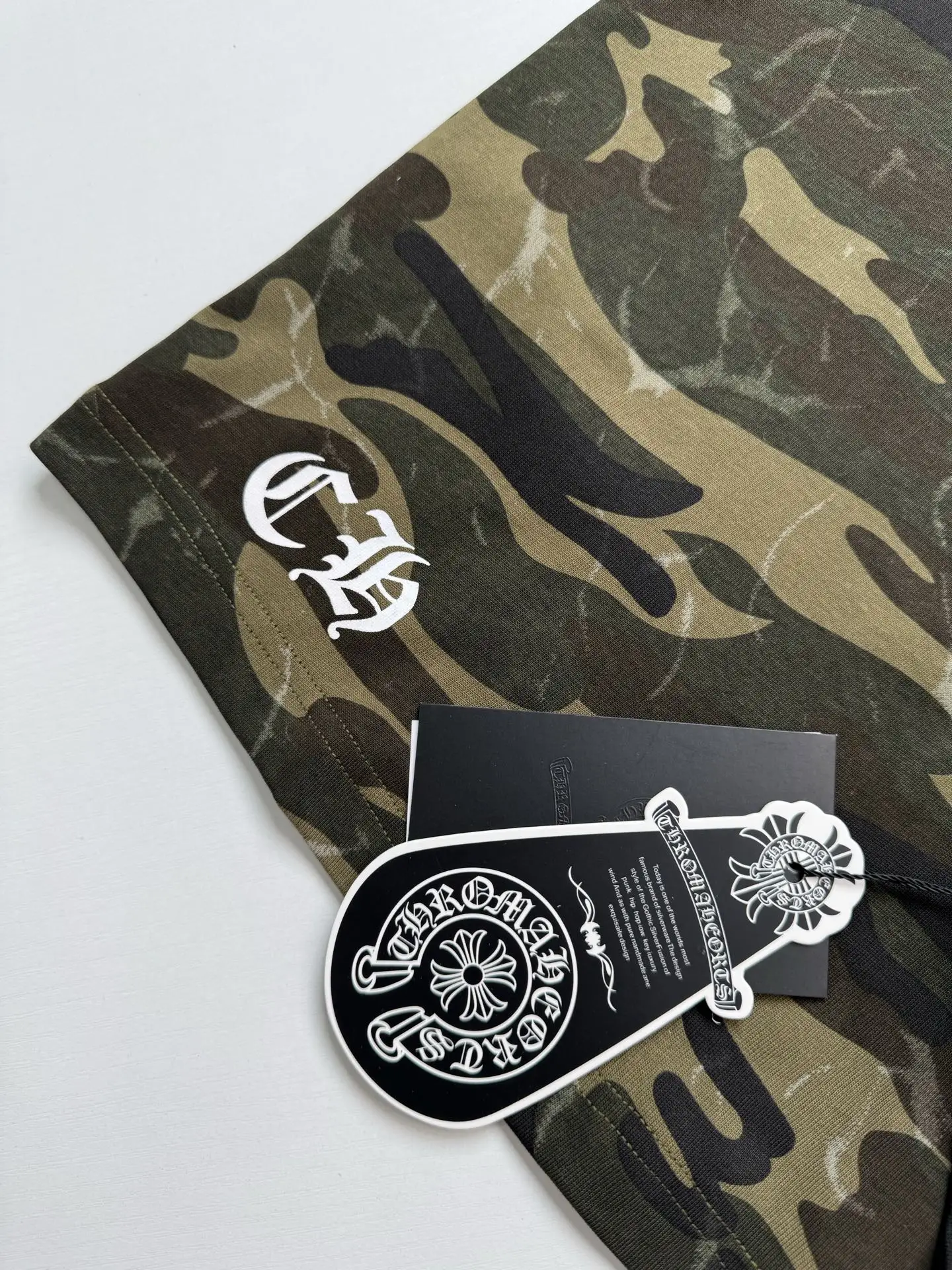 Camo Flag Print Pocket T-Shirt D20518669 — view 11