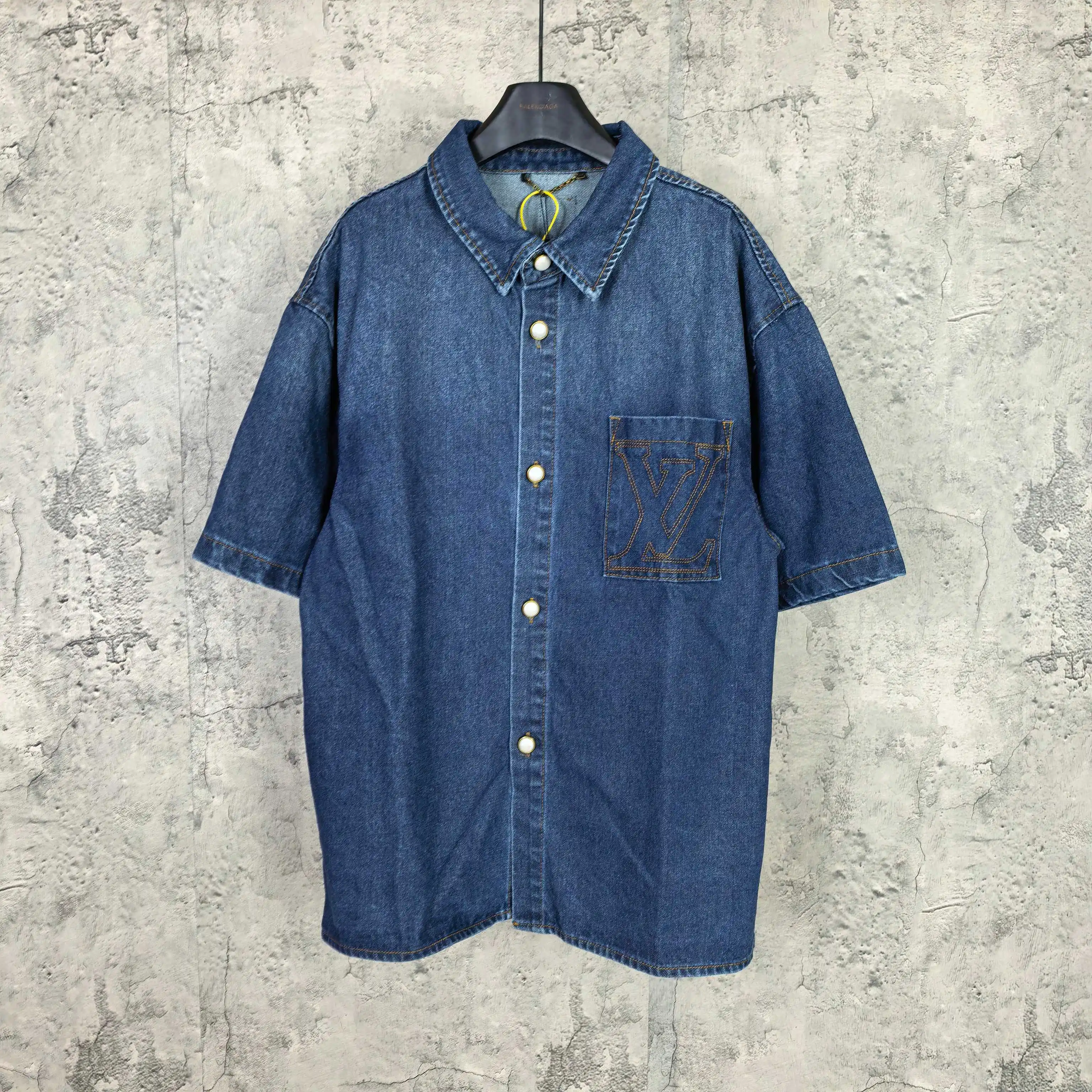 Logo-Embroidered Denim Short-Sleeve Shirt D20524506
