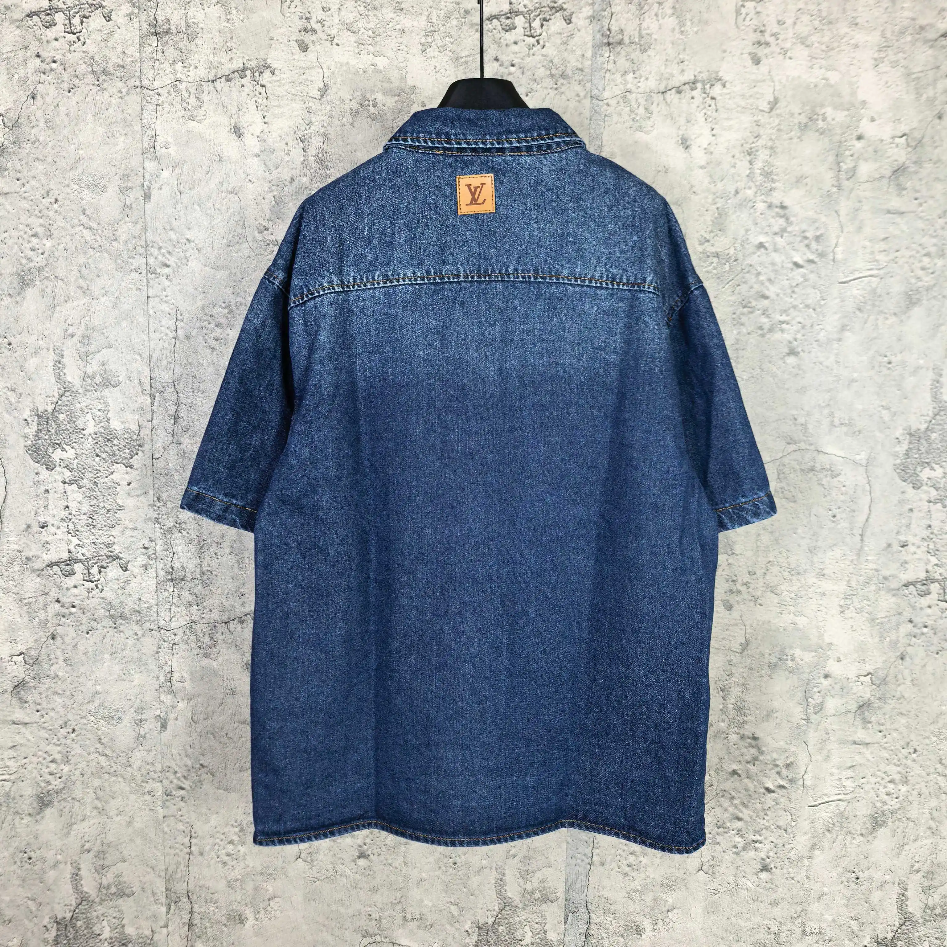 Logo-Embroidered Denim Short-Sleeve Shirt D20524506 — view 2