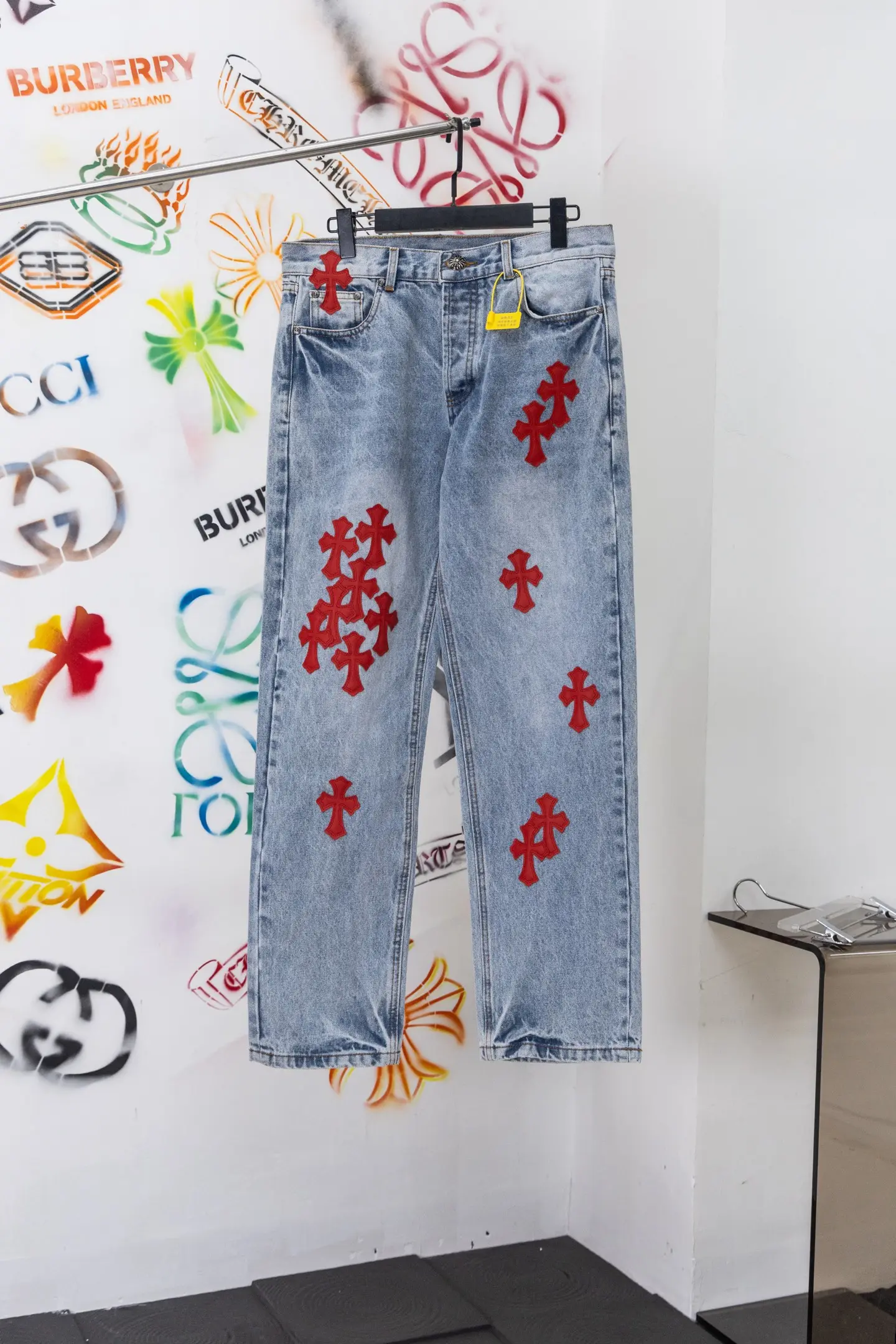 Cross-Patch Straight-Leg Jeans D20519780