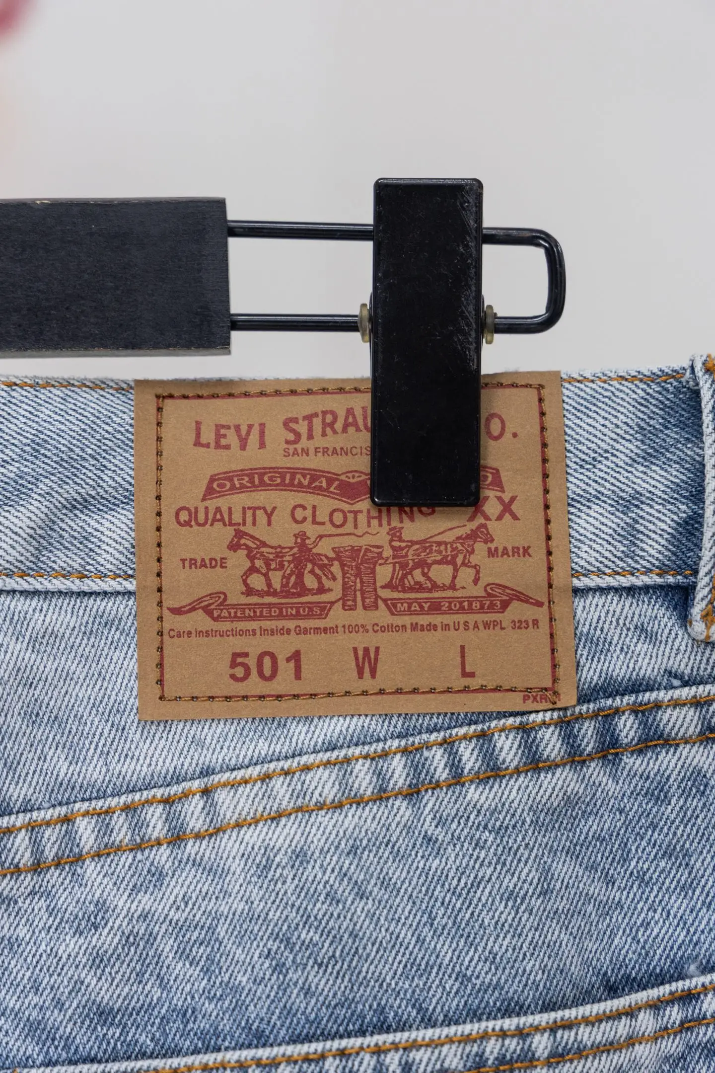 Cross-Patch Straight-Leg Jeans D20519780 — view 10