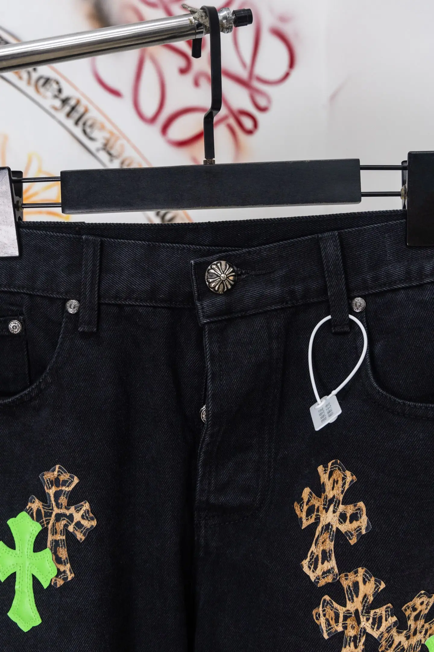 Cross Patch Straight-Leg Jeans D20519791 — view 3