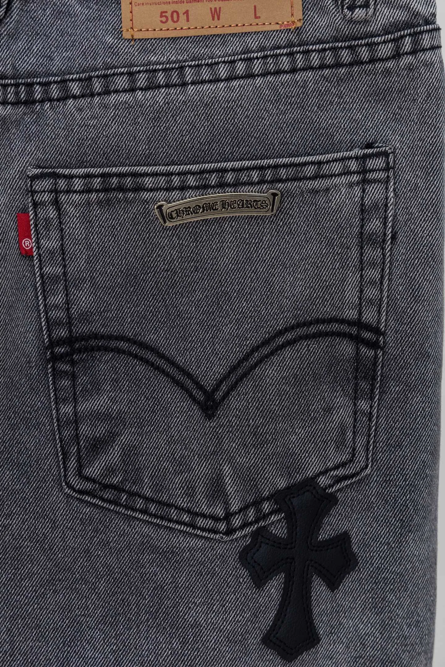 Cross-Patch Straight-Leg Jeans D20519777 — view 11