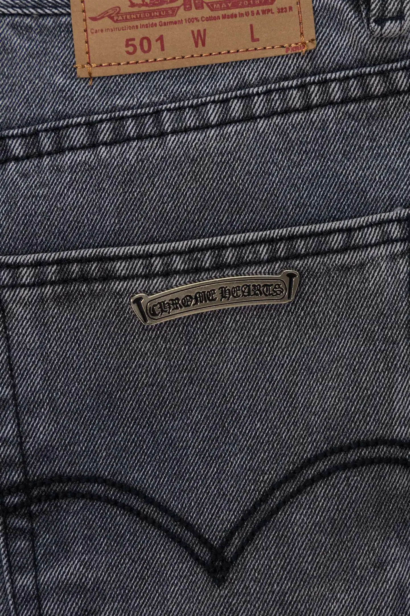 Cross-Patch Straight-Leg Jeans D20519777 — view 13