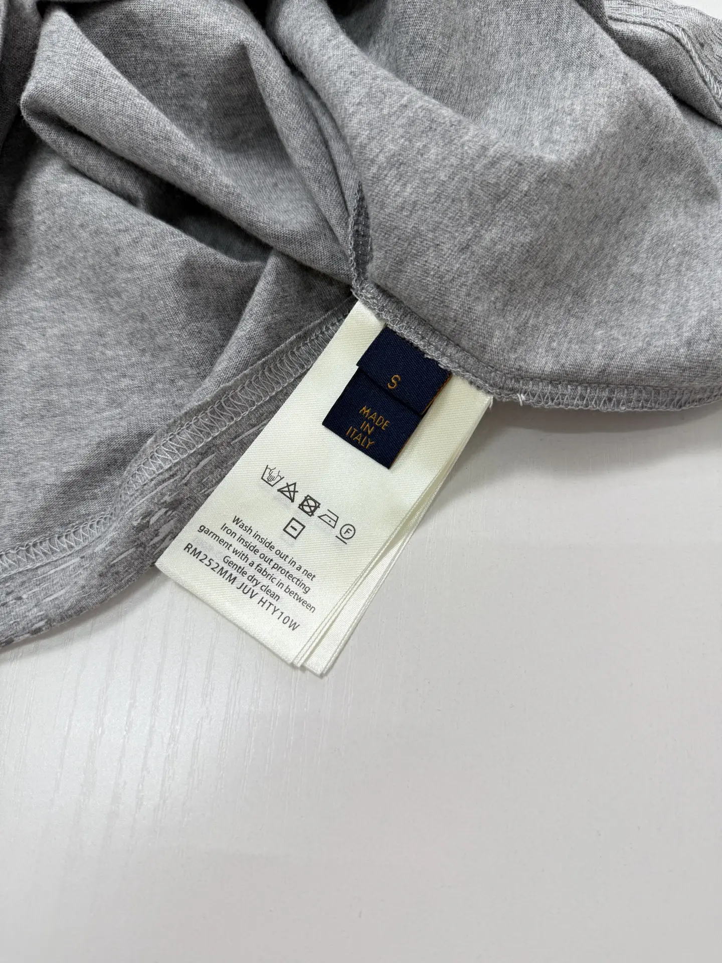 Monogram Gradient Cotton Jersey T-Shirt D20821959 — view 8