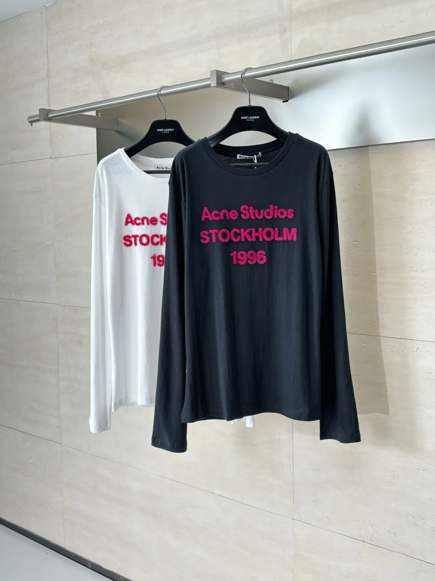 Logo-Flocked Cotton-Linen Long-Sleeve T-Shirt D20818614 — view 3