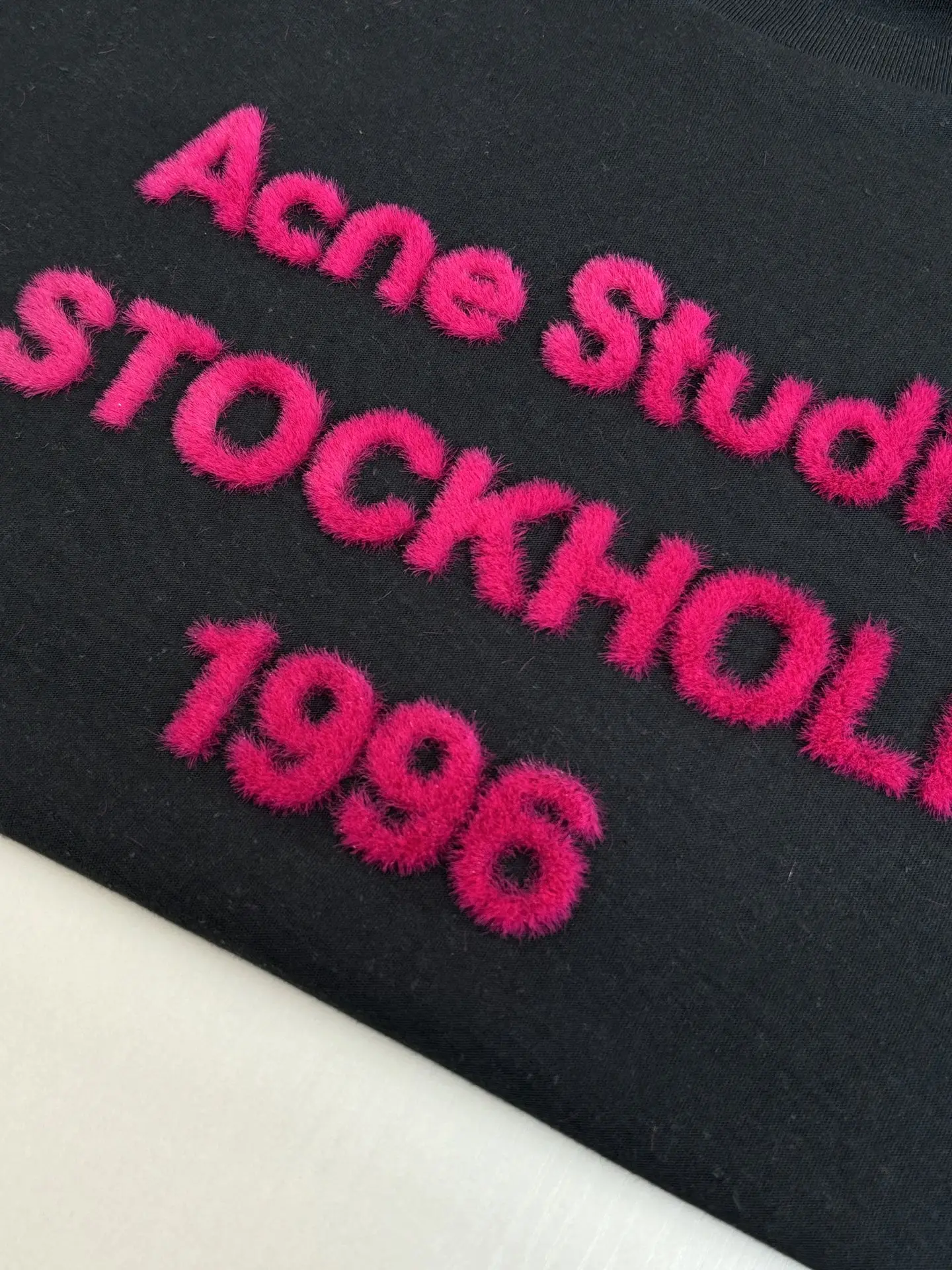 Logo-Flocked Cotton-Linen Long-Sleeve T-Shirt D20818614 — view 6