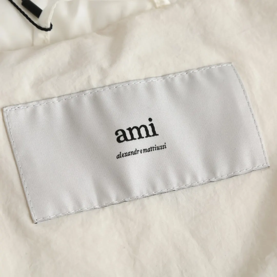 Ami de Coeur Padded Down Gilet D21021657 — view 7