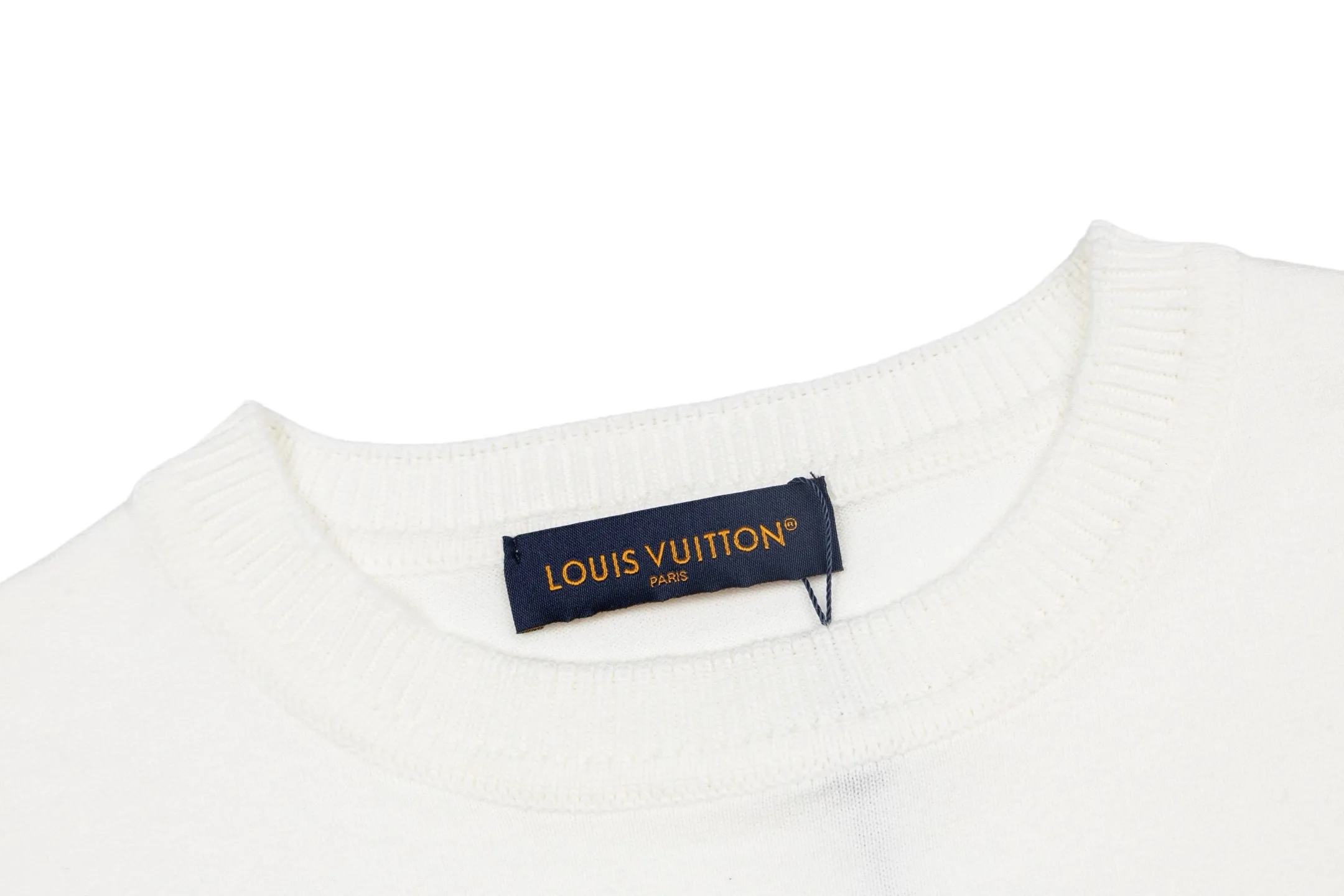 Logo Embroidery Pin Detail Knit T-Shirt D21014196 — view 3