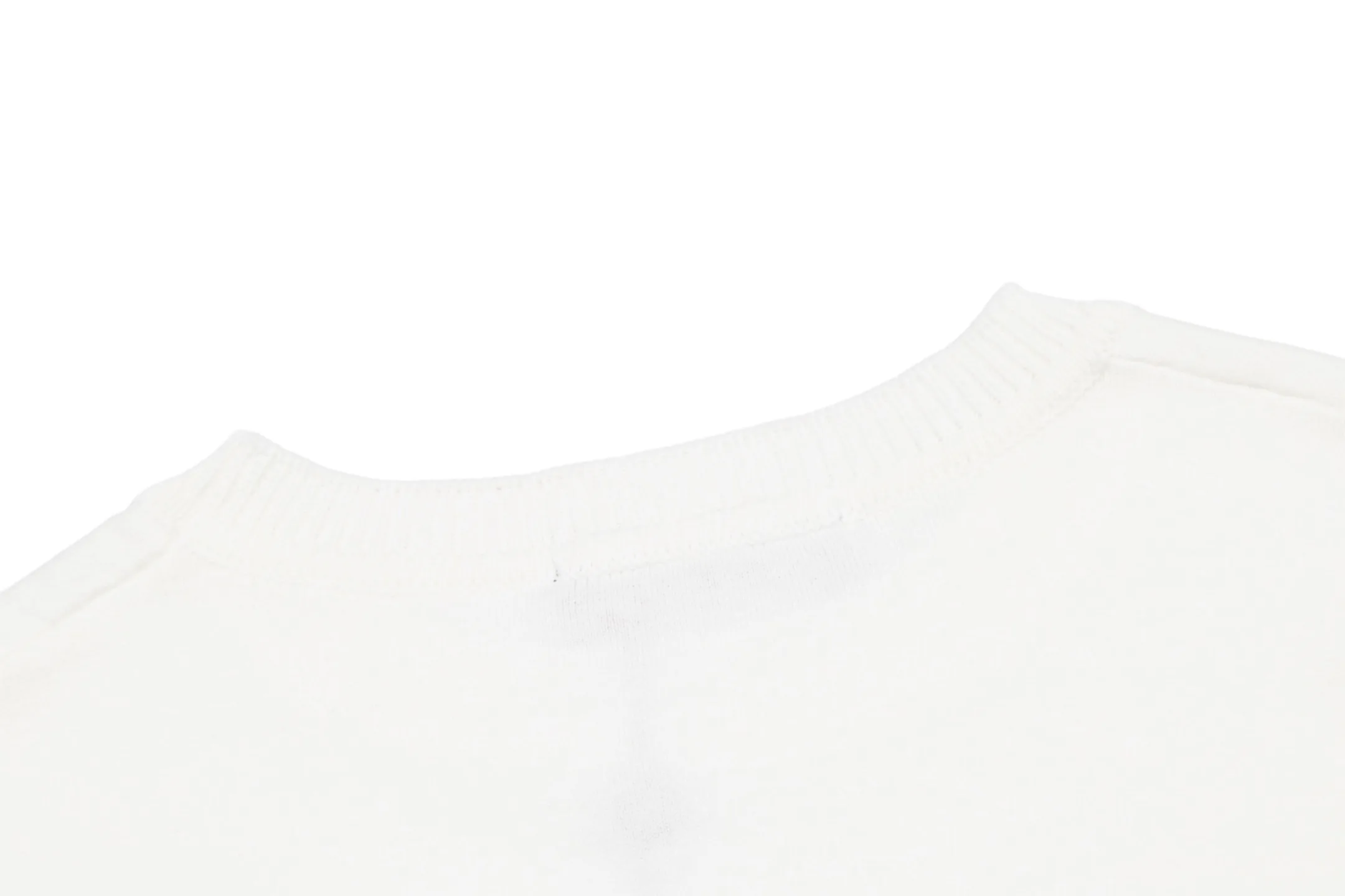 Logo Embroidery Pin Detail Knit T-Shirt D21014196 — view 4
