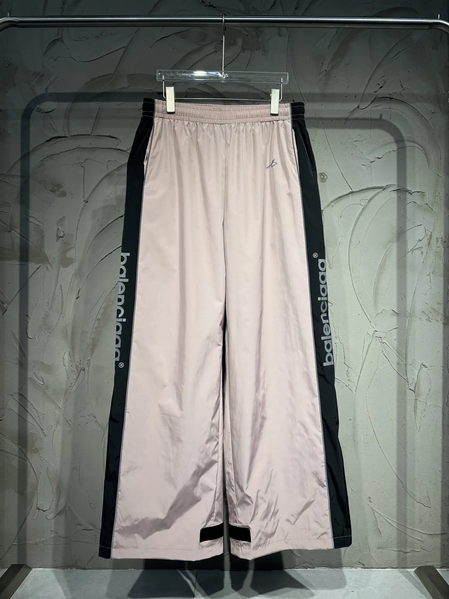 Bodies Reflective Logo Track Pants D21024331