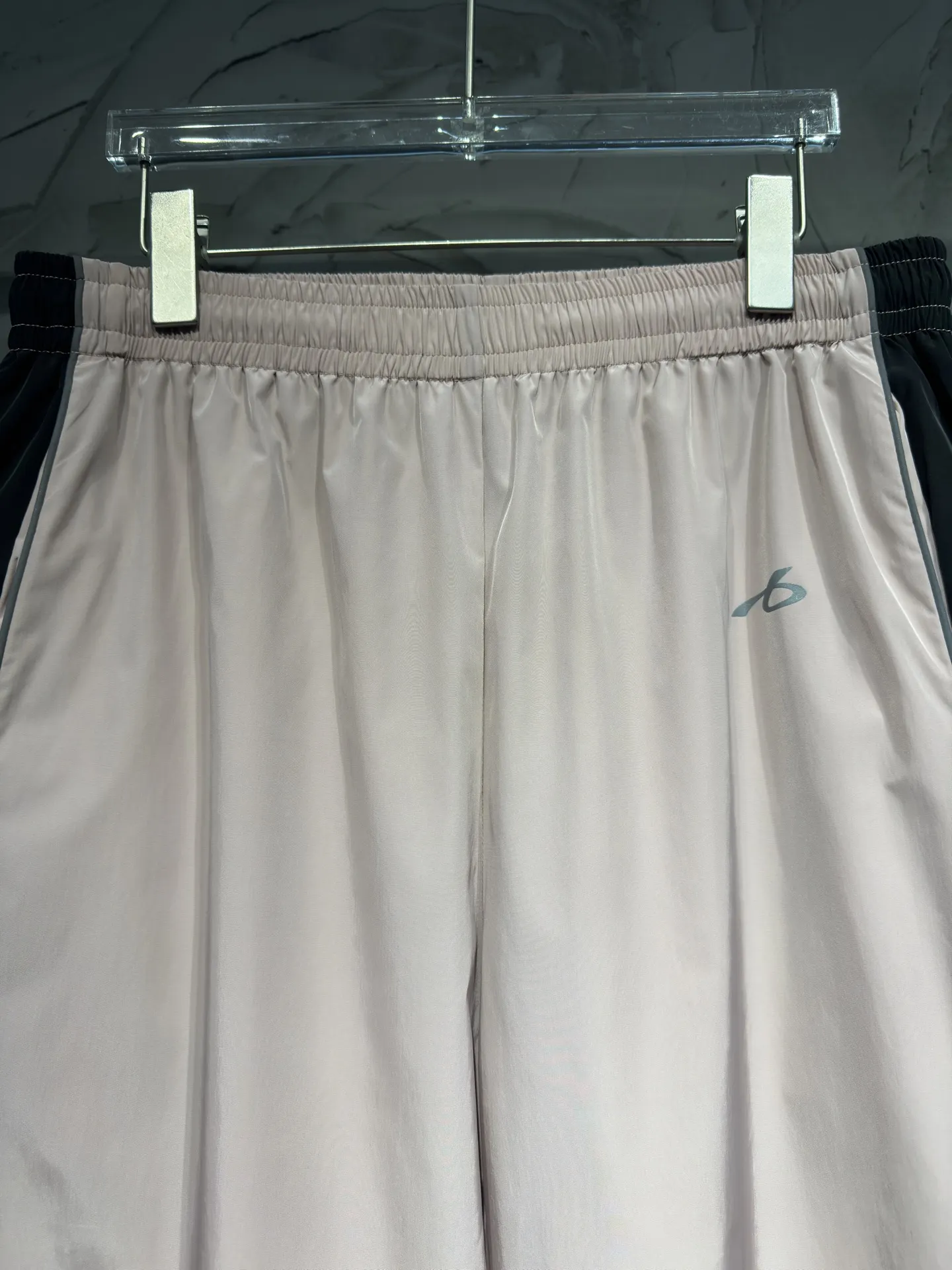 Bodies Reflective Logo Track Pants D21024331 — view 4