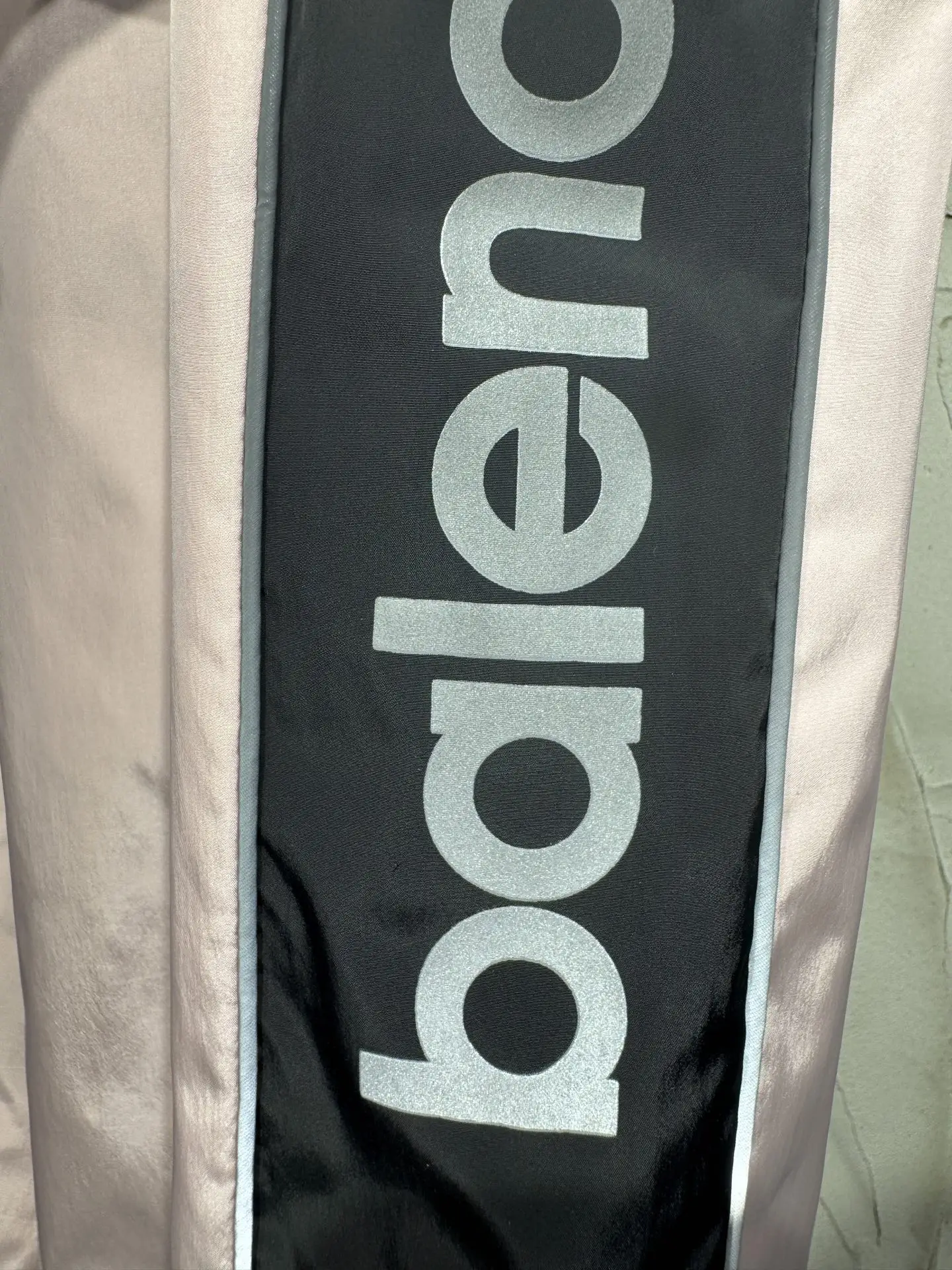 Bodies Reflective Logo Track Pants D21024331 — view 10