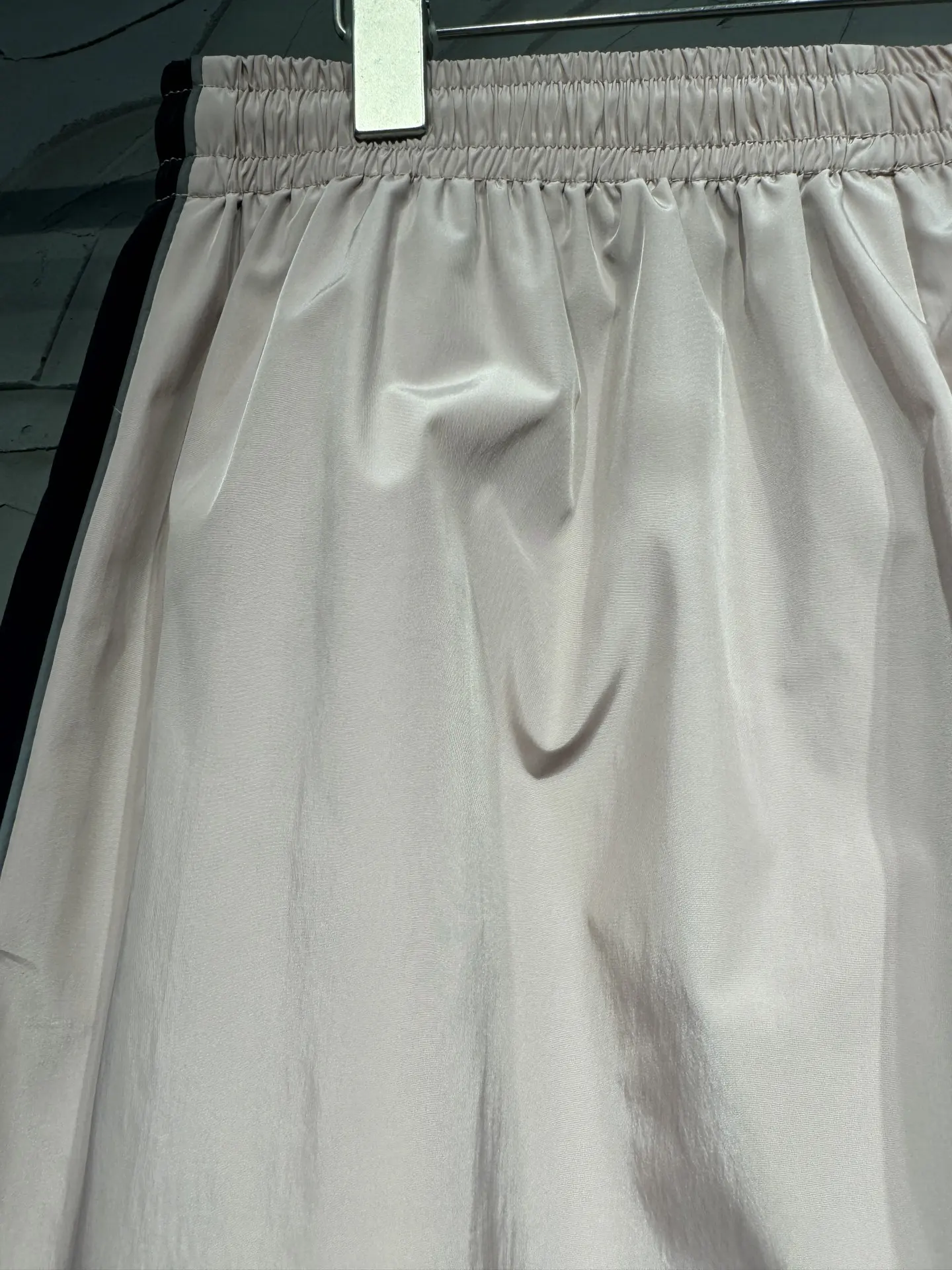Bodies Reflective Logo Track Pants D21024331 — view 12