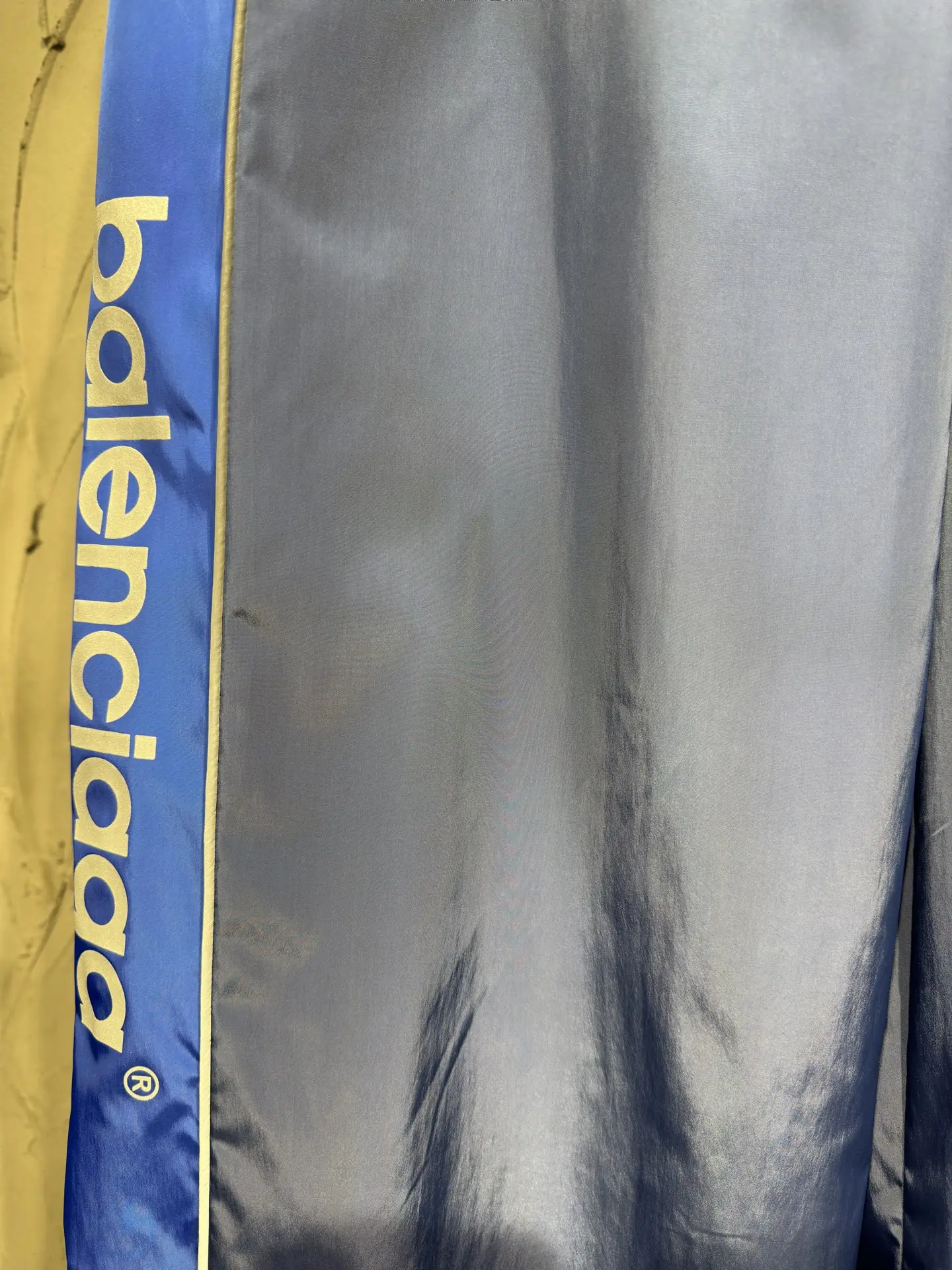 Bodies Reflective Logo Track Trousers D21024330 — view 6