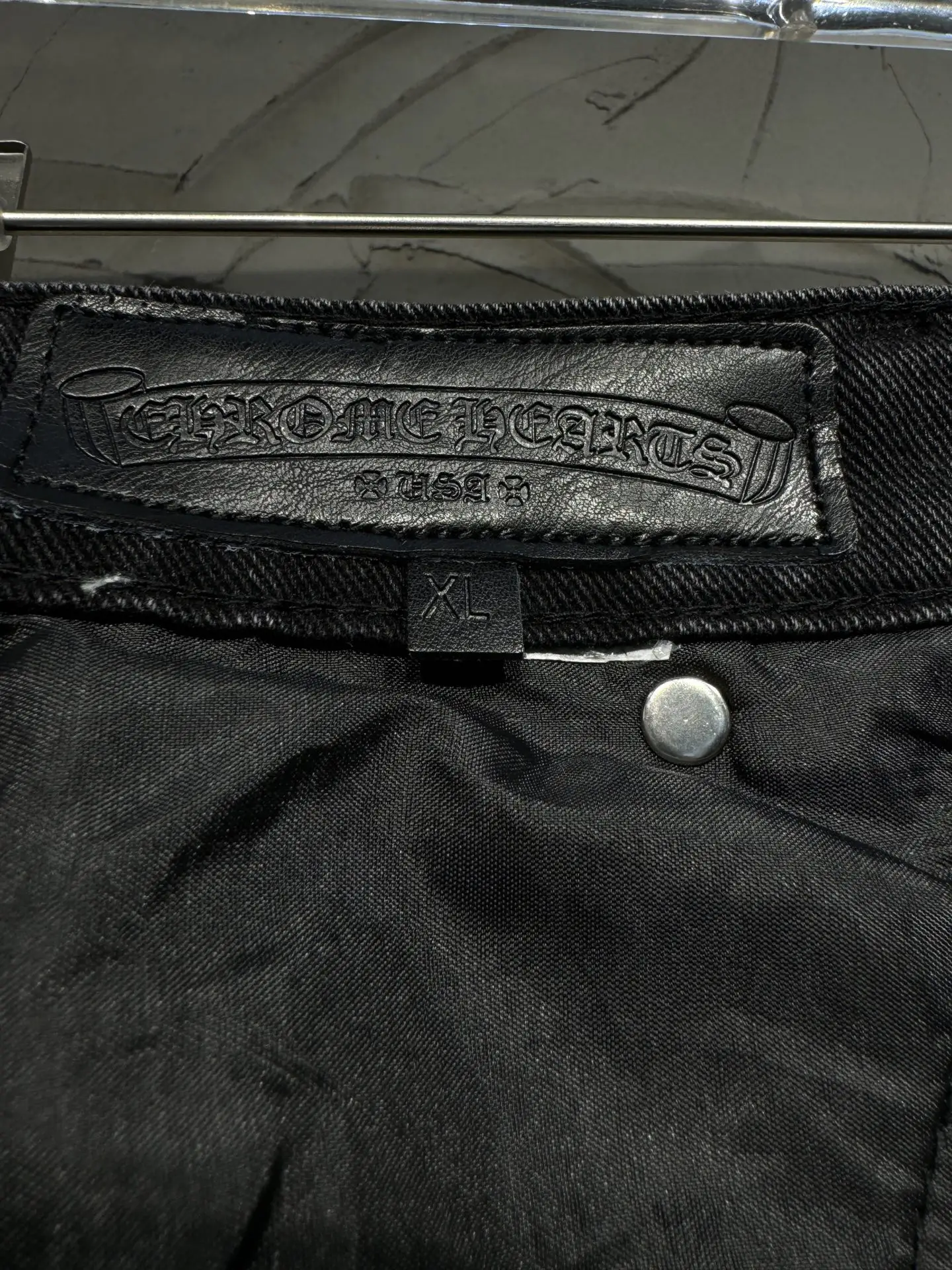 Cross-Patch Distressed Carpenter Jeans D21024342 — view 17