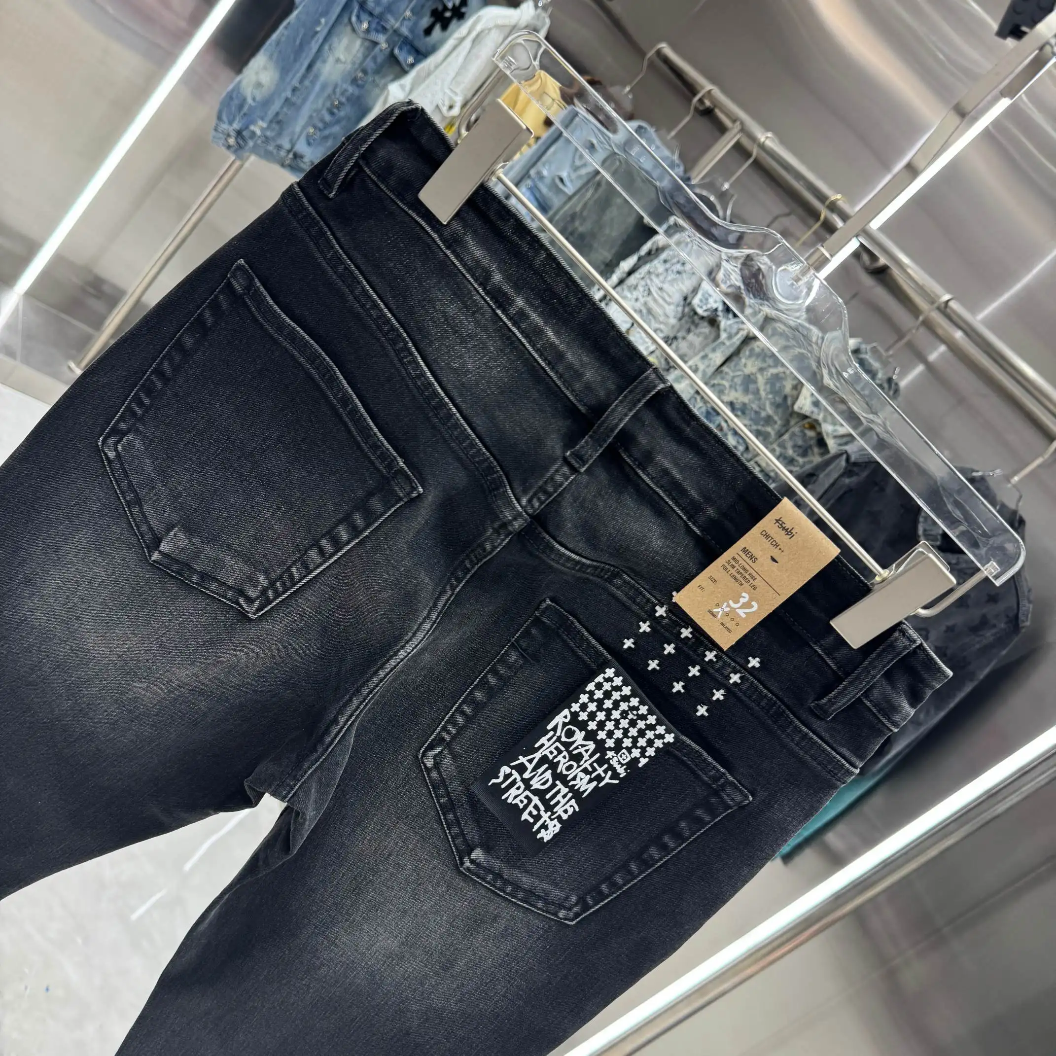 Washed Flare-Leg Jeans D21019048 — view 5