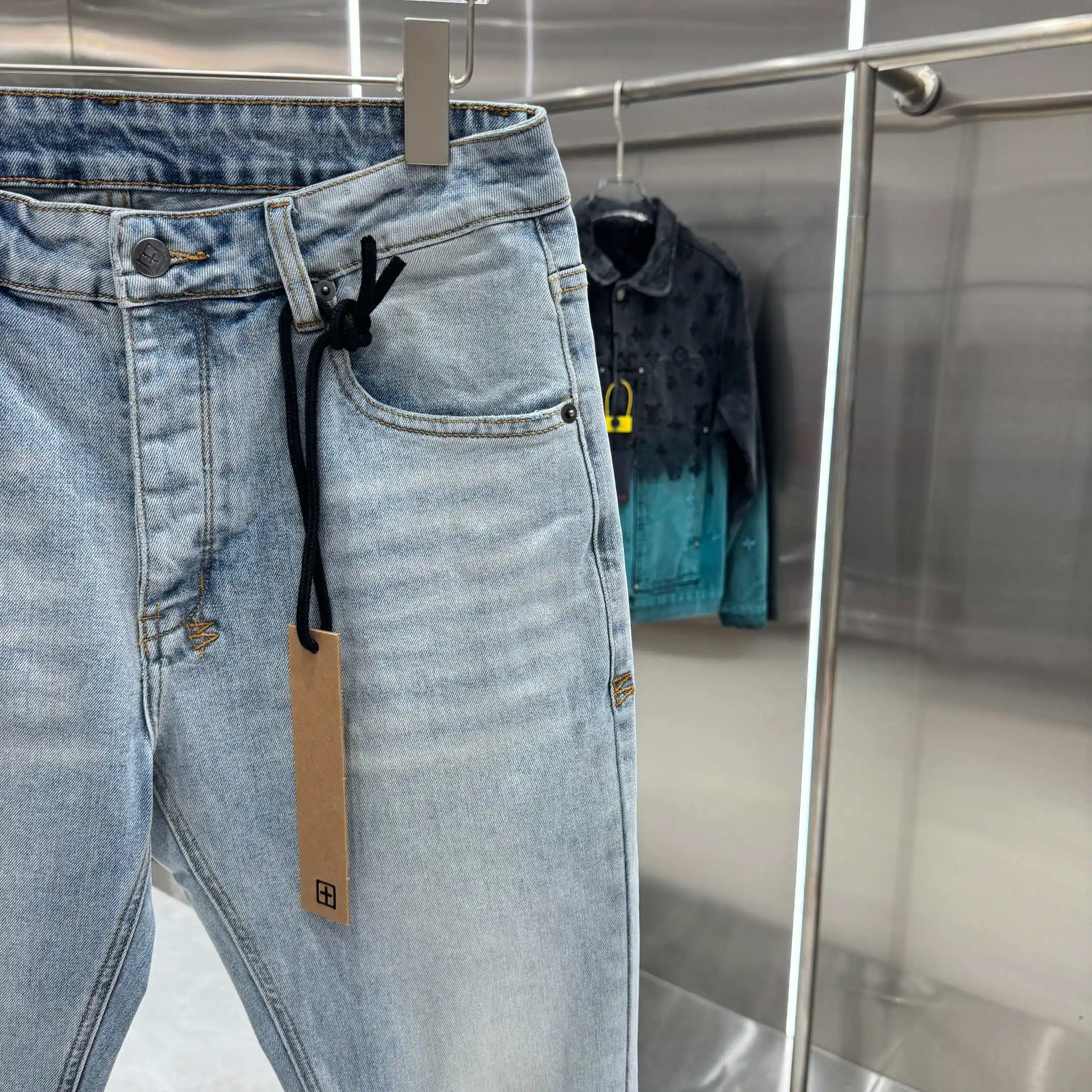 Ksubi Distressed Slim-Fit Stretch Jeans D21019050 — view 7