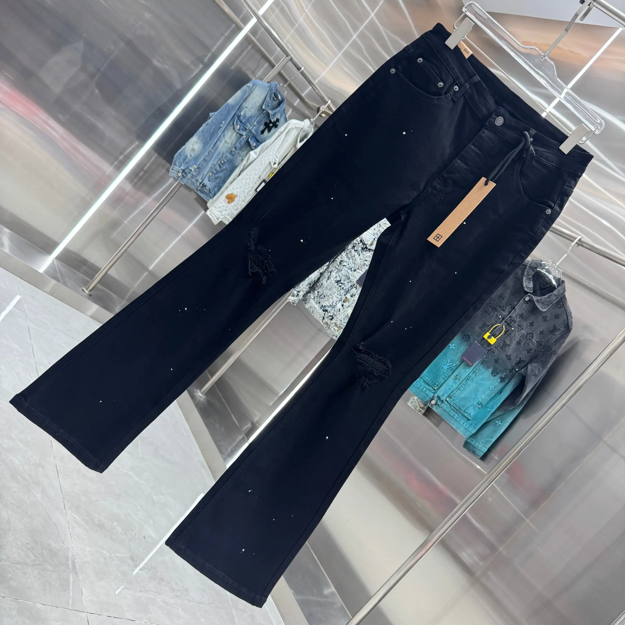 Distressed Flared Jeans with Paint Splatter D21019044 — view 3