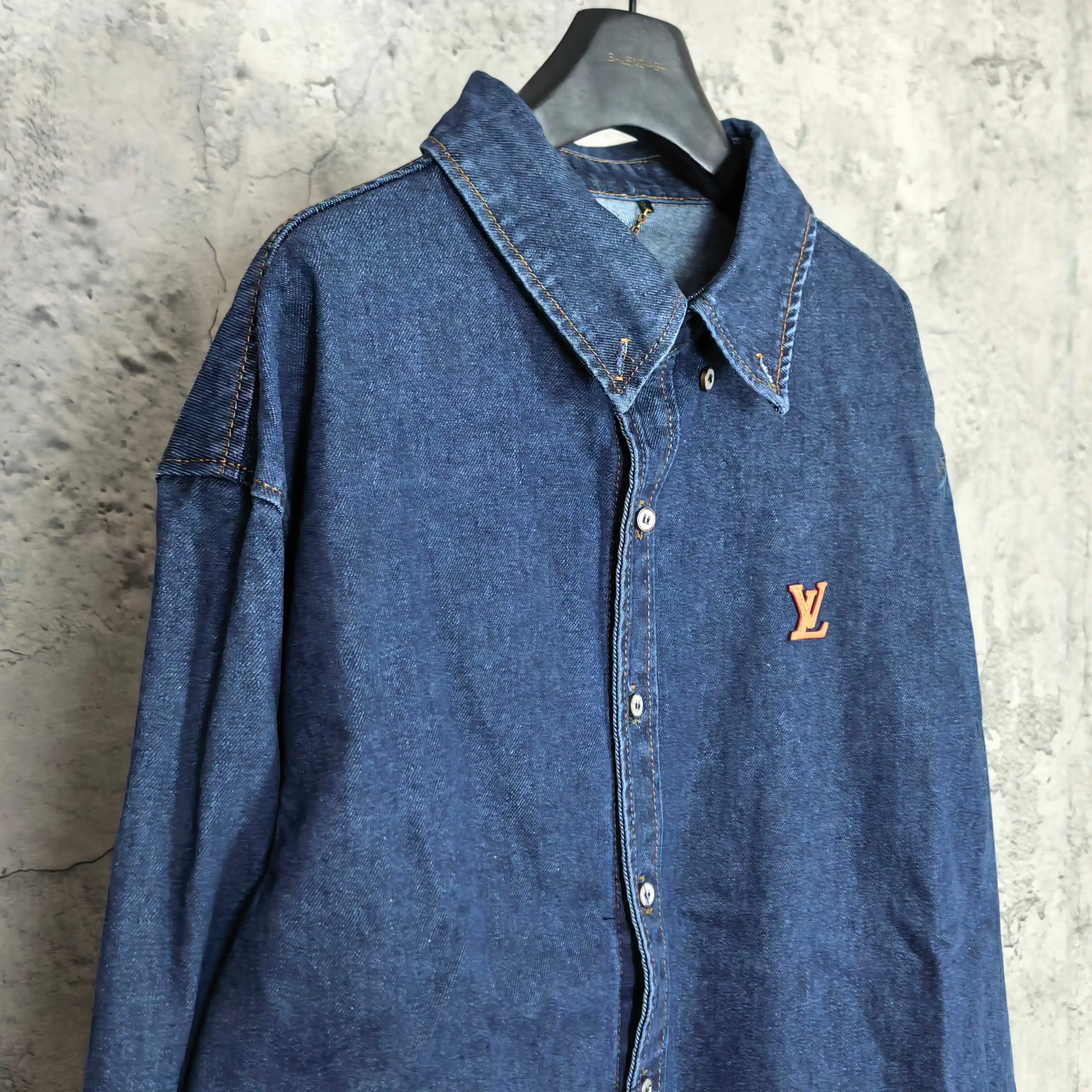 Logo-Embroidered Denim Long-Sleeve Shirt D21024504 — view 7