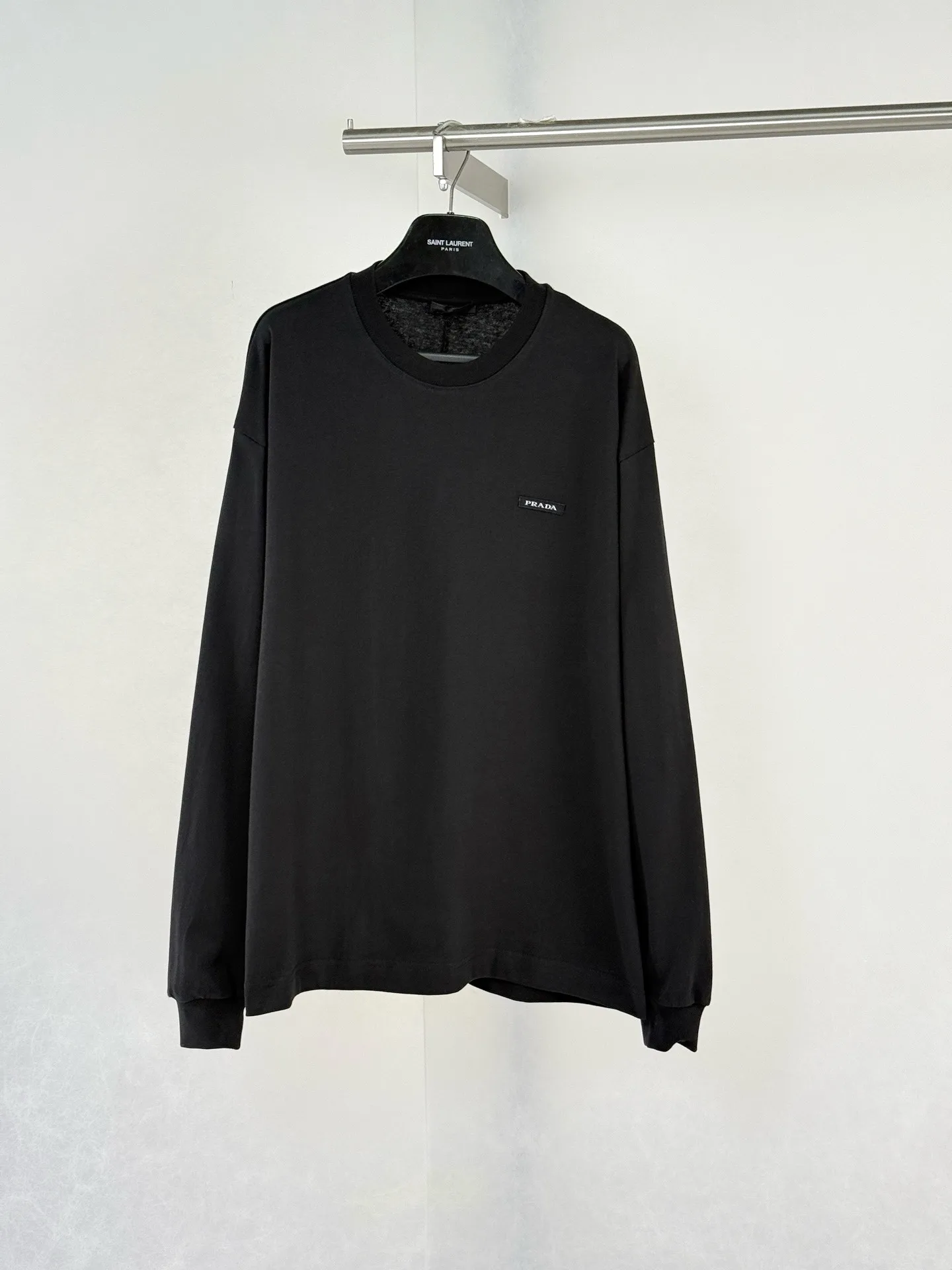 Logo-Patch Long-Sleeve Cotton T-Shirt D21022048
