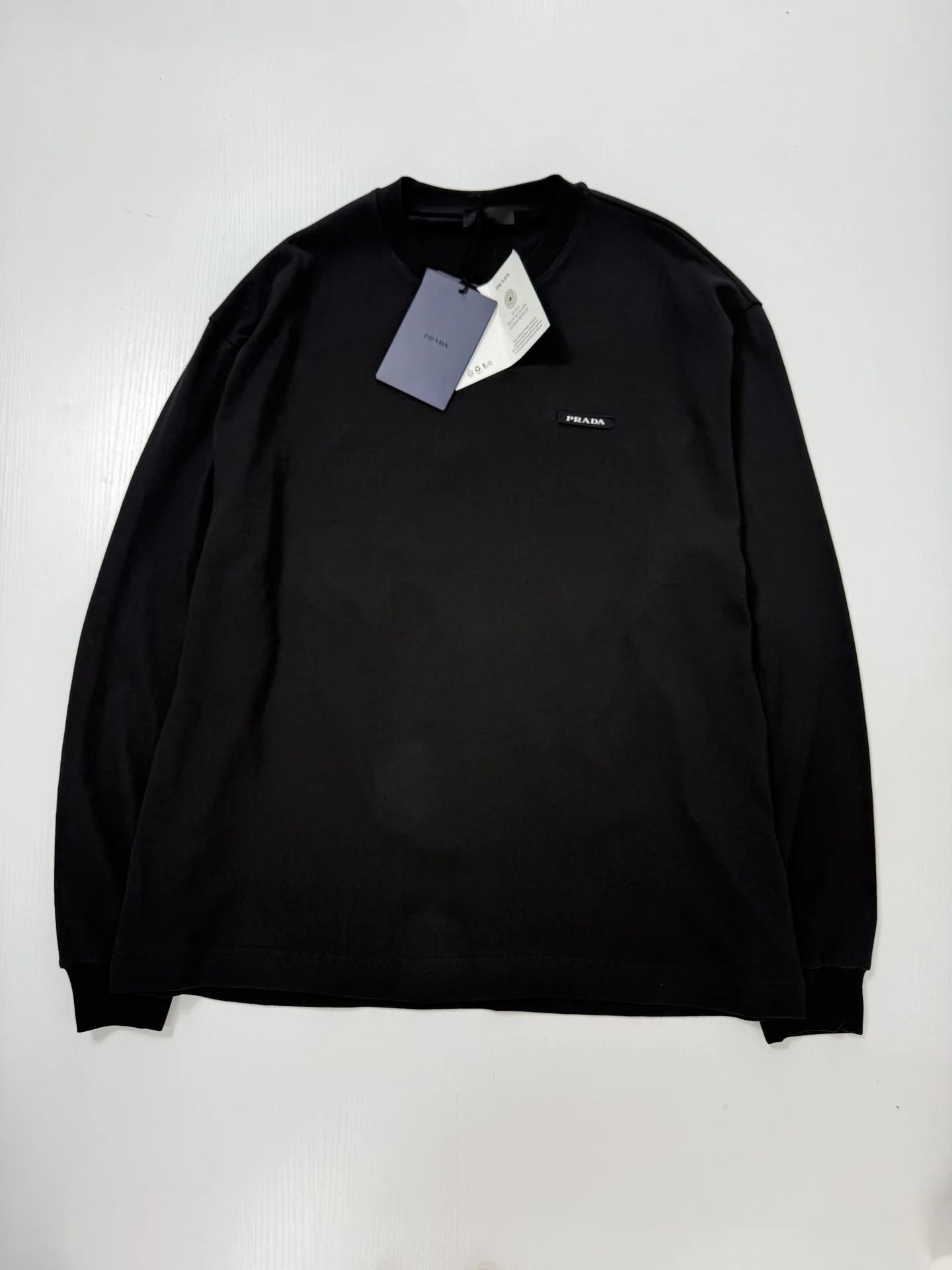 Logo-Patch Long-Sleeve Cotton T-Shirt D21022048 — view 3