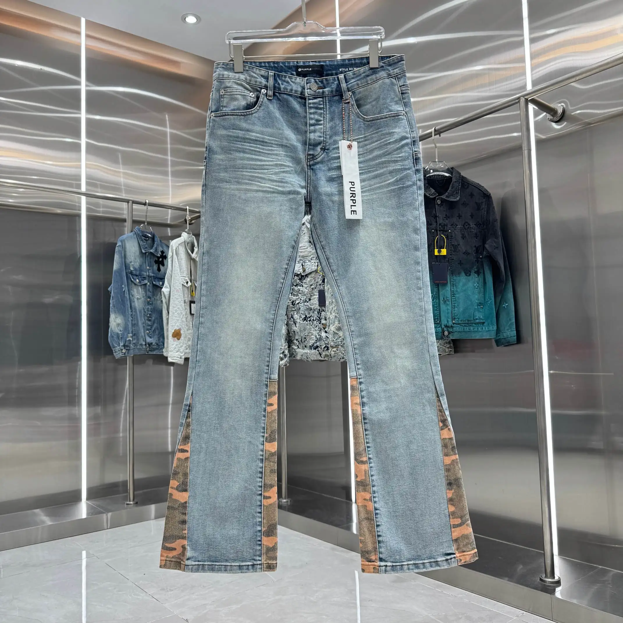 Purple Brand Camo-Panel Flared Jeans D21019113