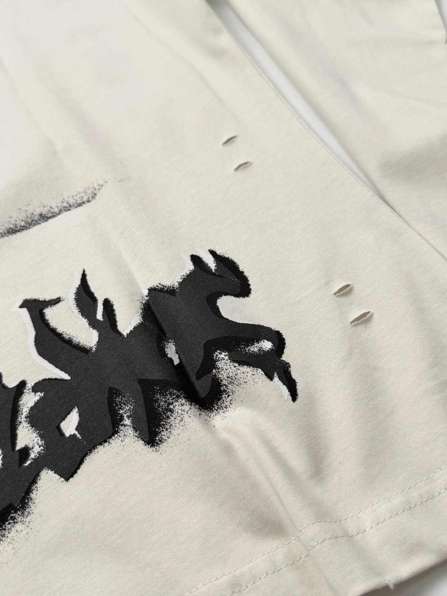 Distressed Gothic Logo Long-Sleeve T-Shirt D21518583 — view 10