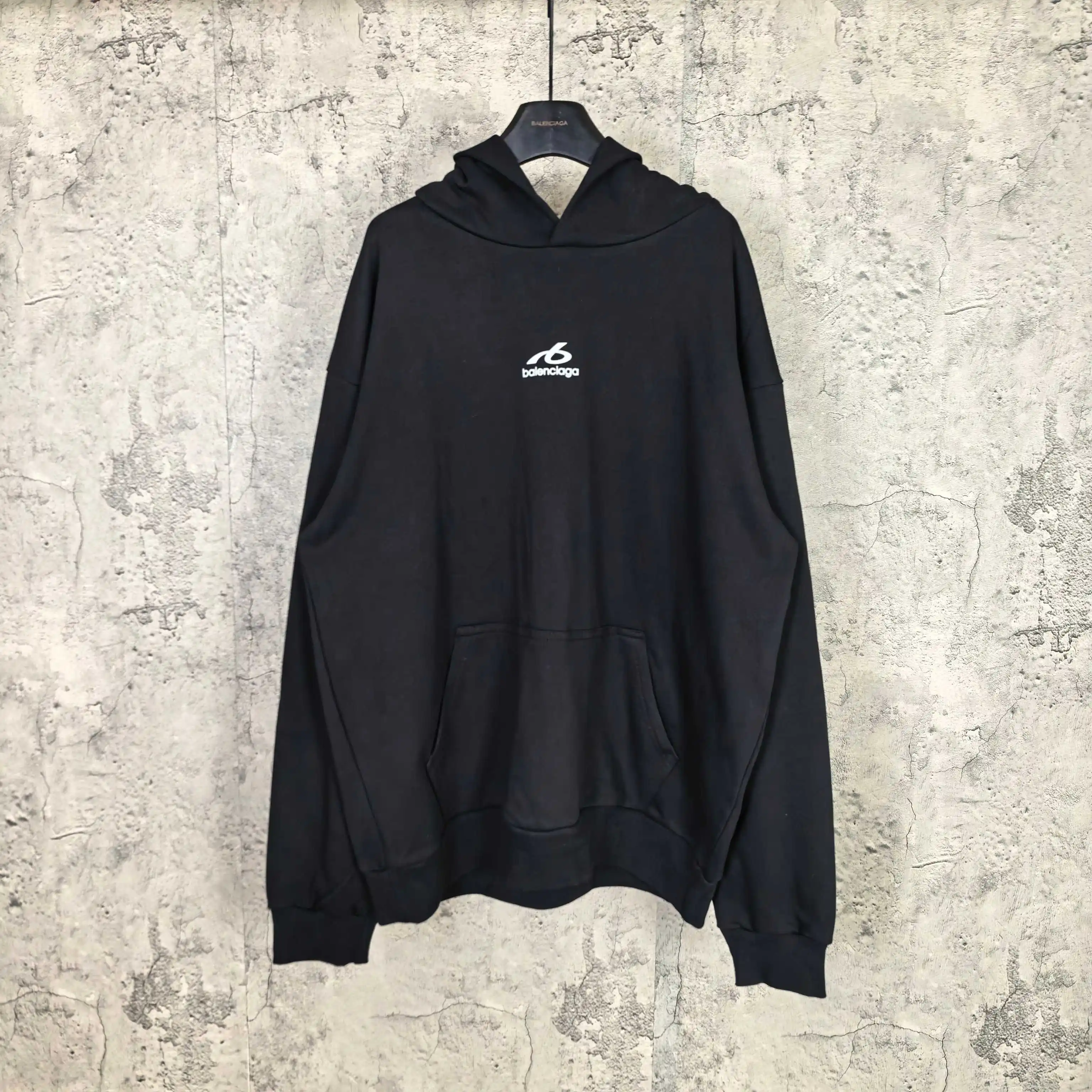 Bodies Medium Fit 3M Reflective Logo Hoodie D21524478