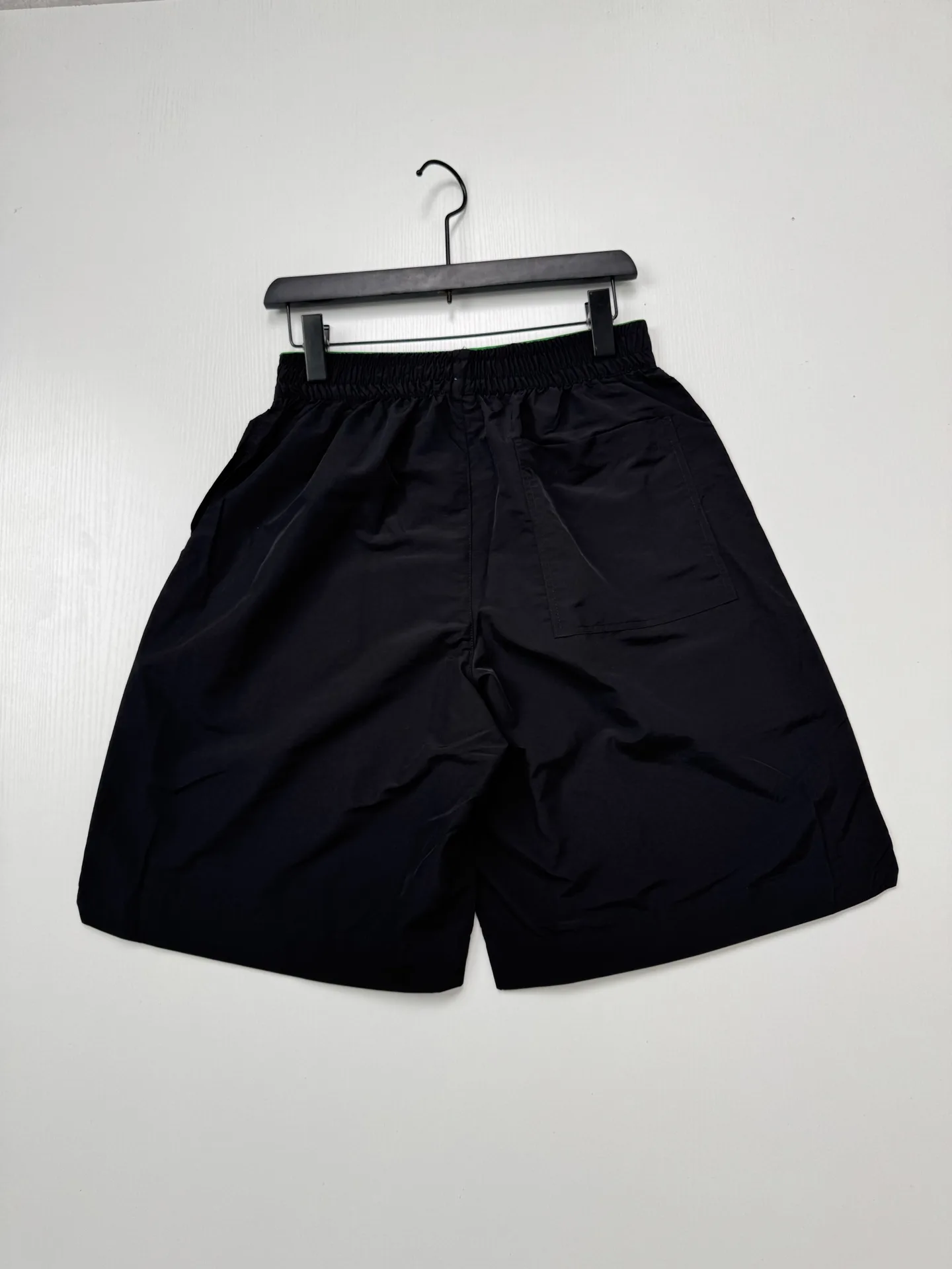 Contrast-Lined Technical Nylon Shorts D21518759 — view 4