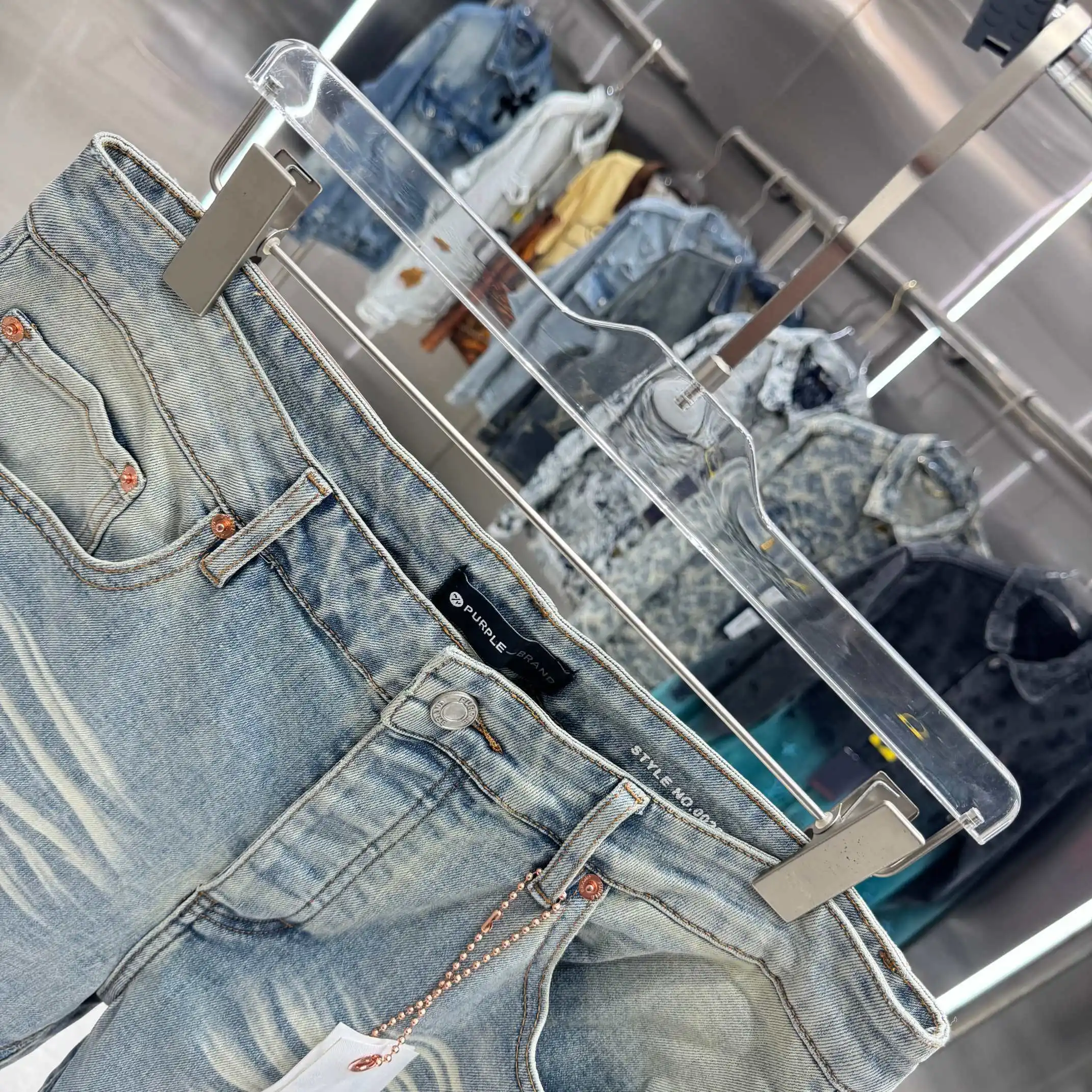 Distressed Slim-Fit Flare Jeans D21519159 — view 8