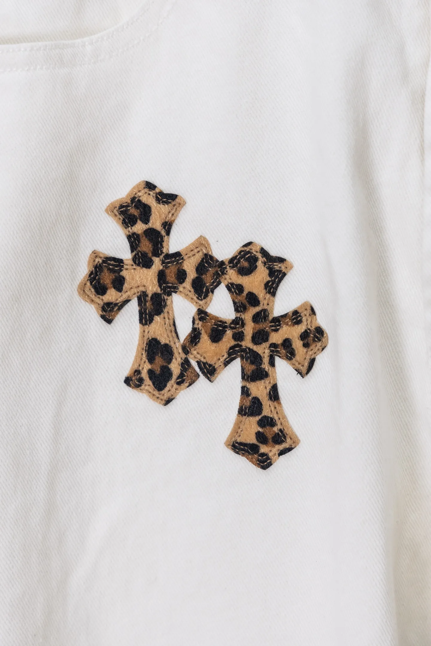 Leopard Cross Patch Straight-Leg Jeans D21519749 — view 6