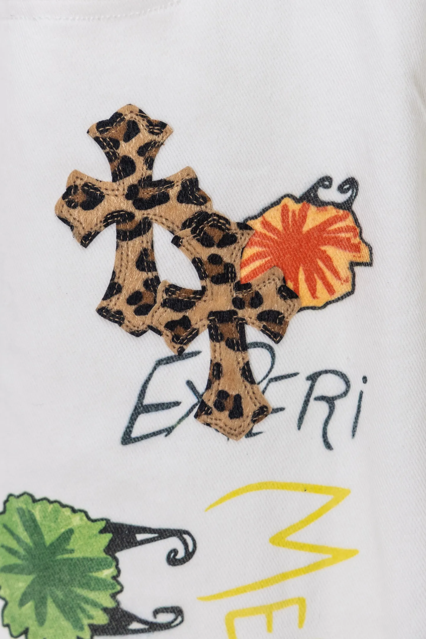 Leopard Cross Patch Straight-Leg Jeans D21519750 — view 7