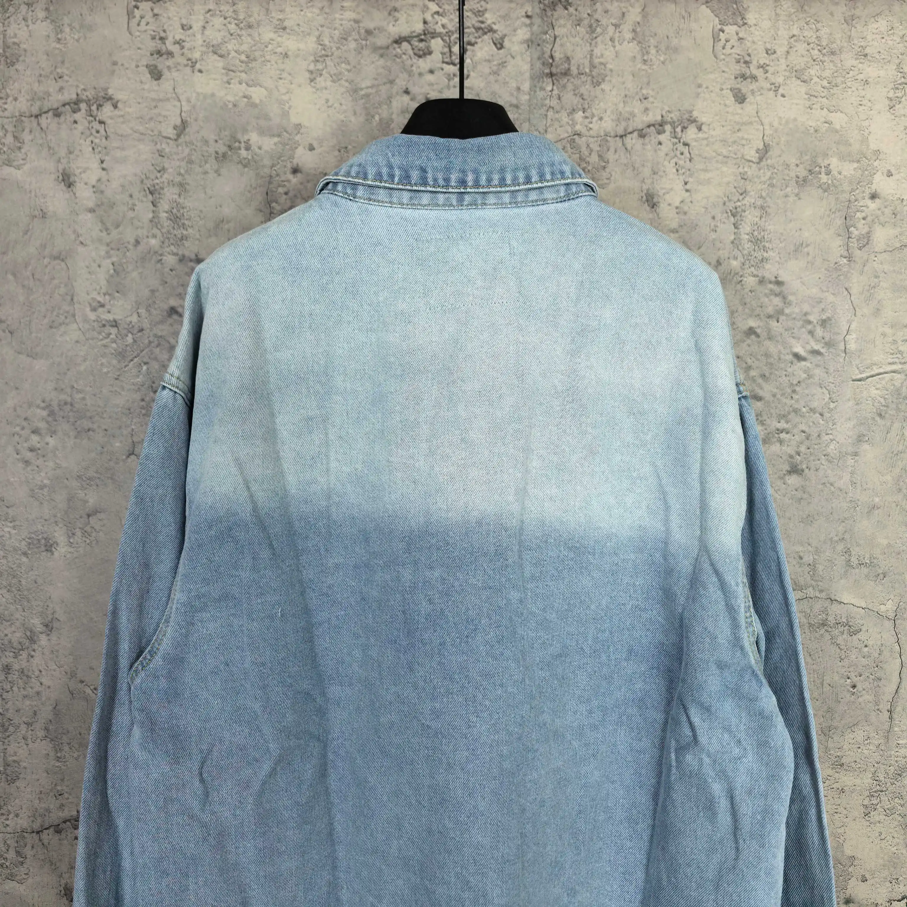 Oversized Washed Denim Shirt Jacket D22024469 — view 6