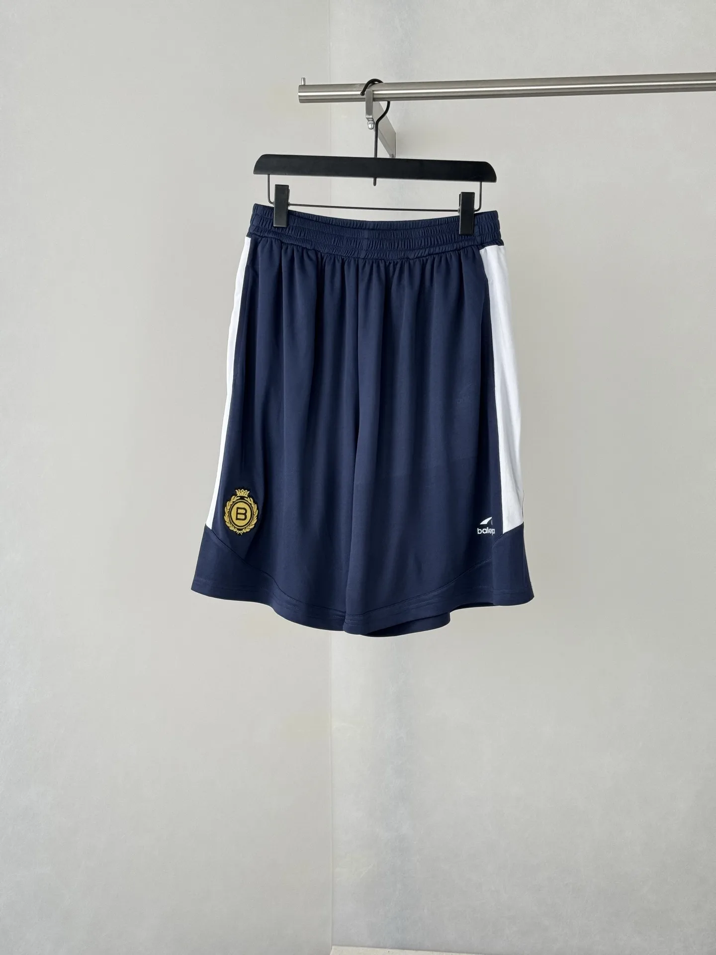Soccer Series Logo-Embroidered Shorts D22018749