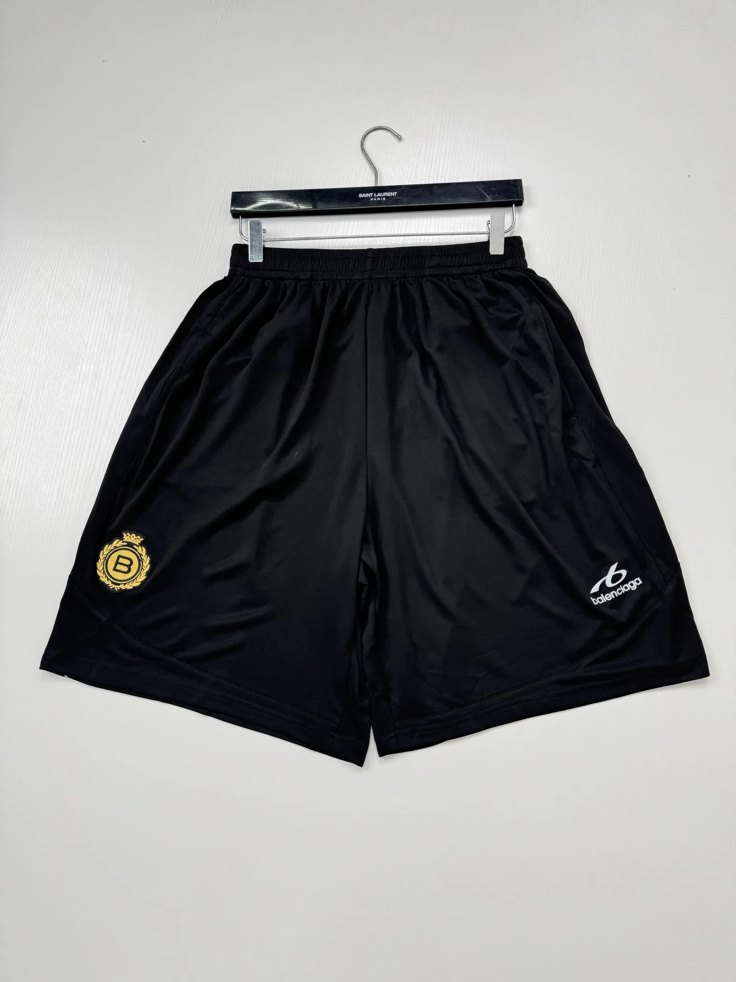 Soccer Series Logo-Embroidered Technical Shorts D22018748 — view 3