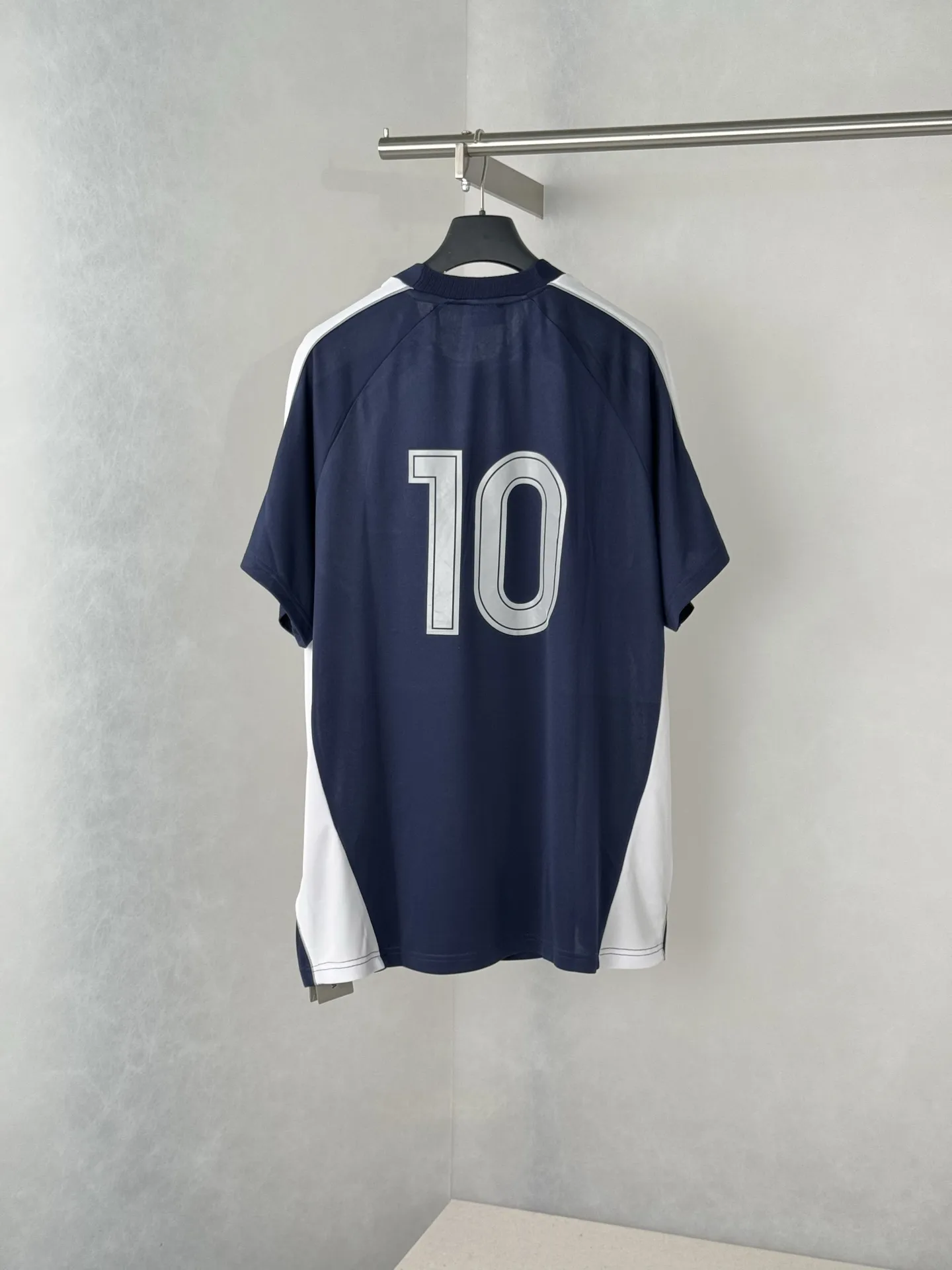 Soccer Series Oversized Logo T-Shirt D22018699 — view 2
