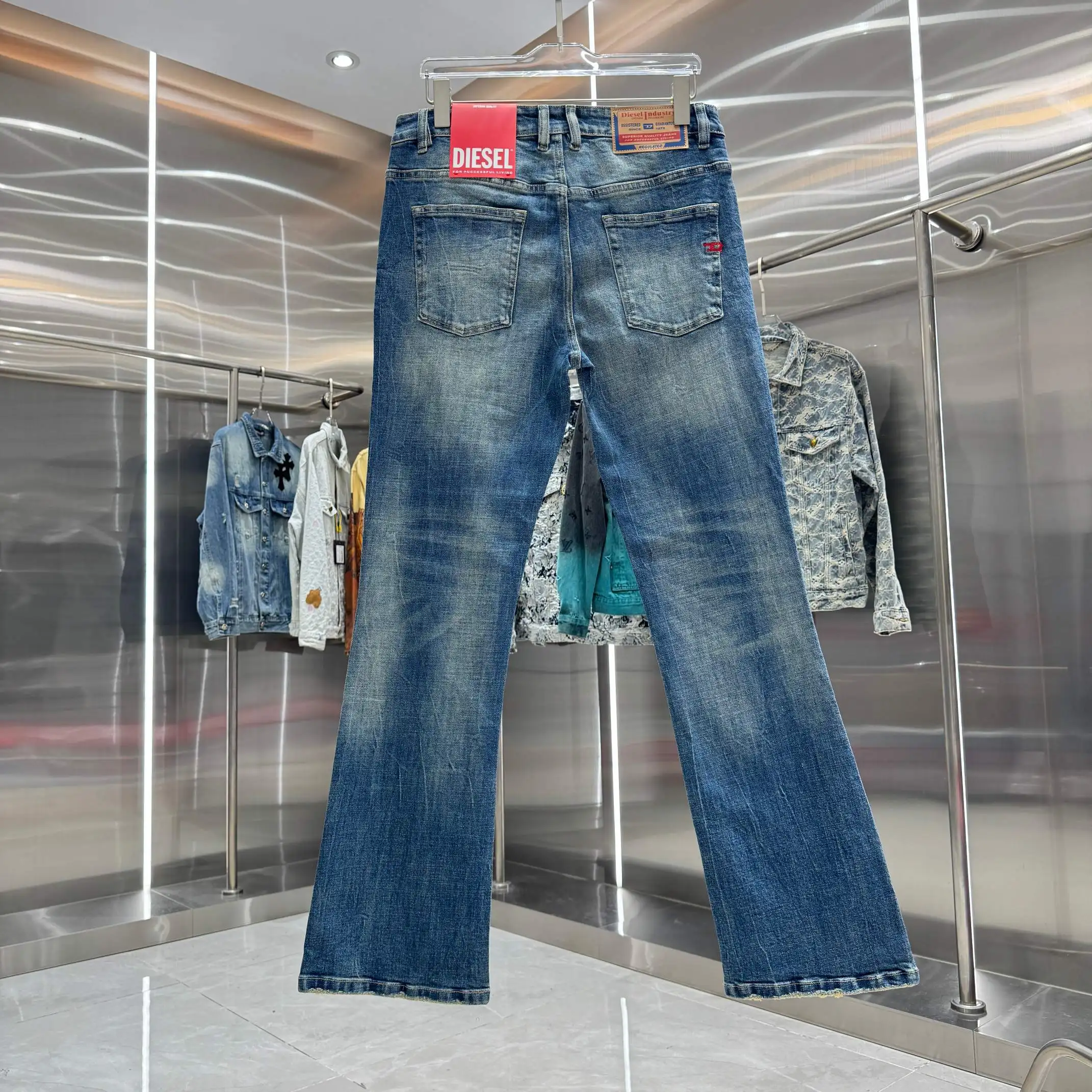 Washed Bootcut Flare Jeans D22019123 — view 2