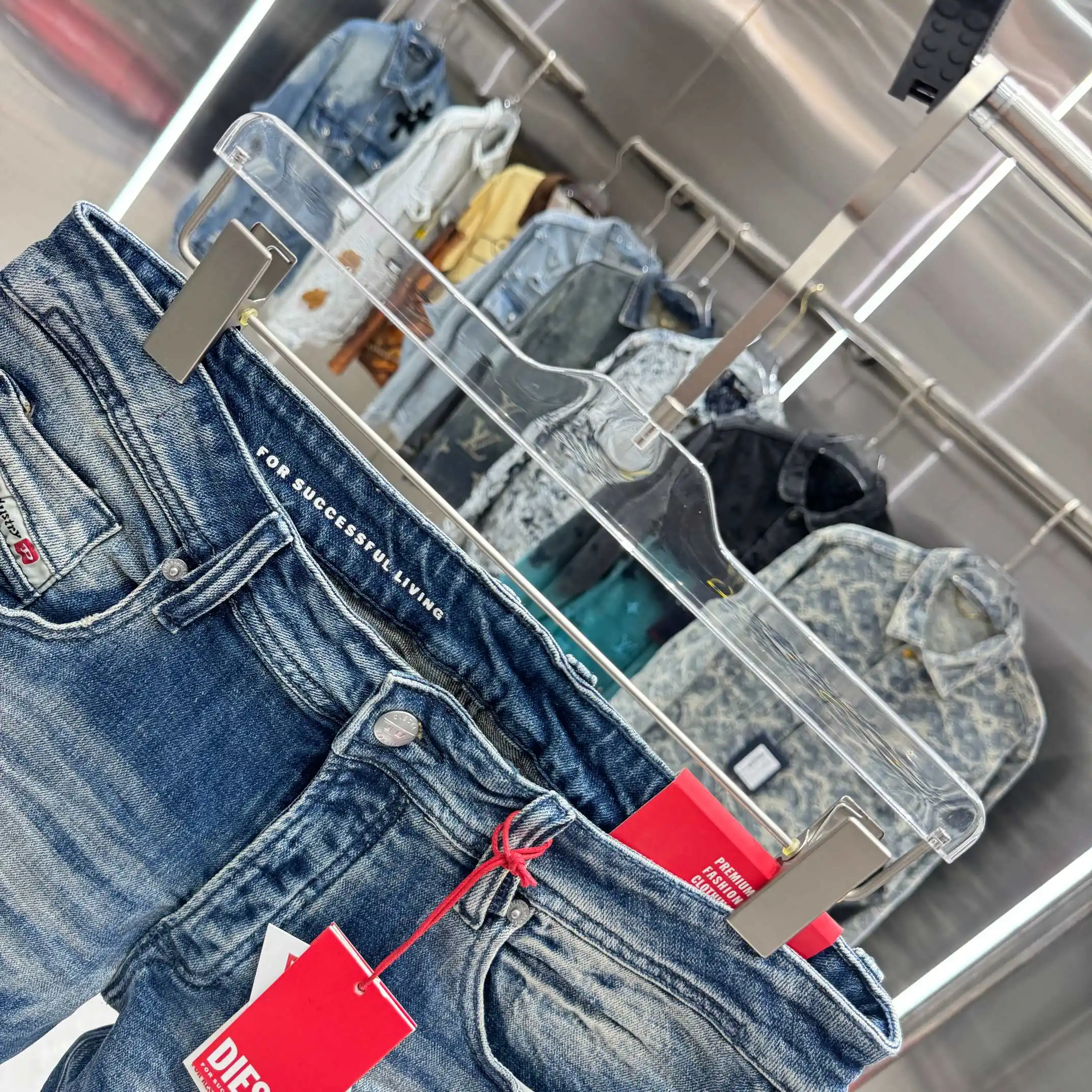Distressed Slim-Fit Washed Jeans D22019132 — view 8