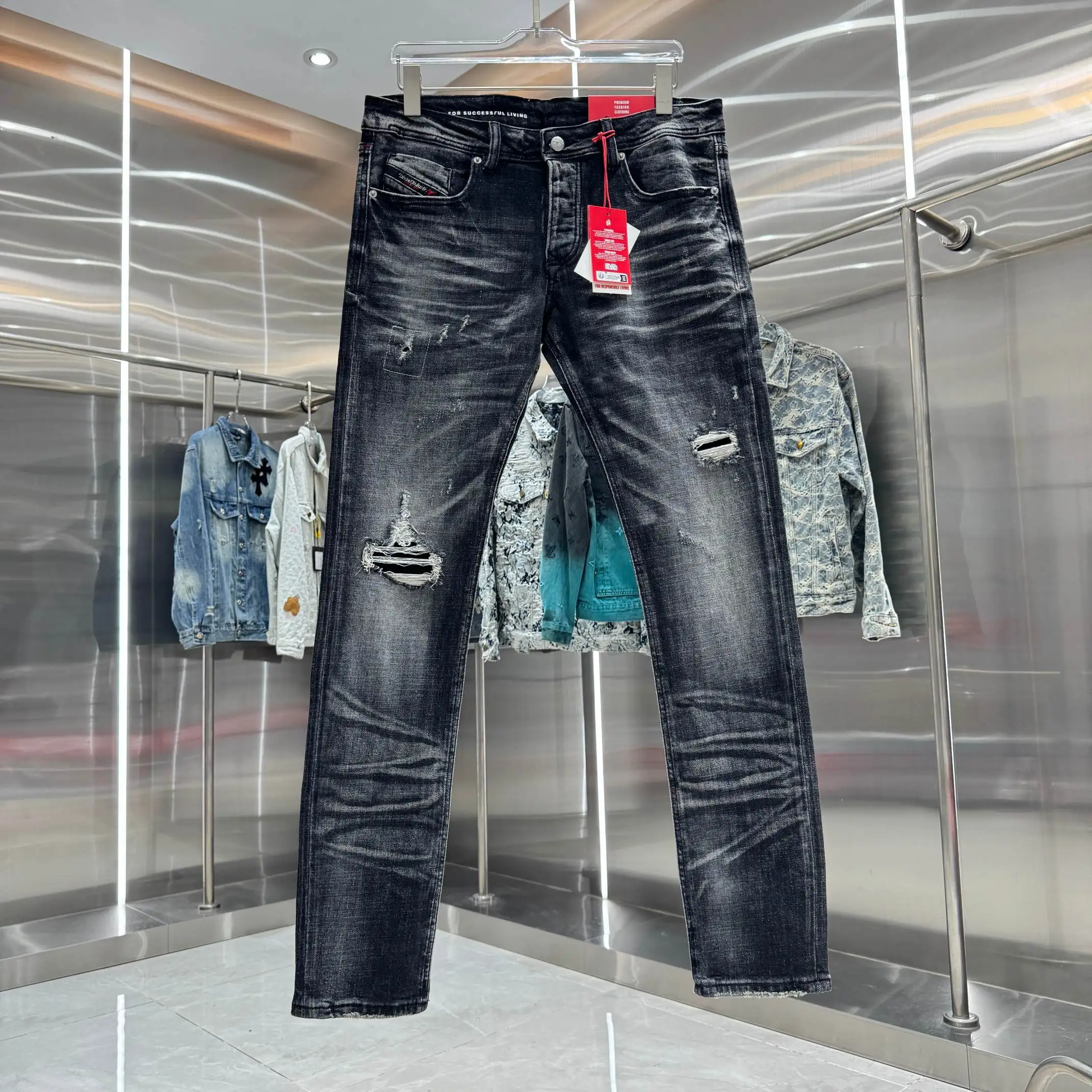 Distressed Slim-Fit Washed Jeans D22019131