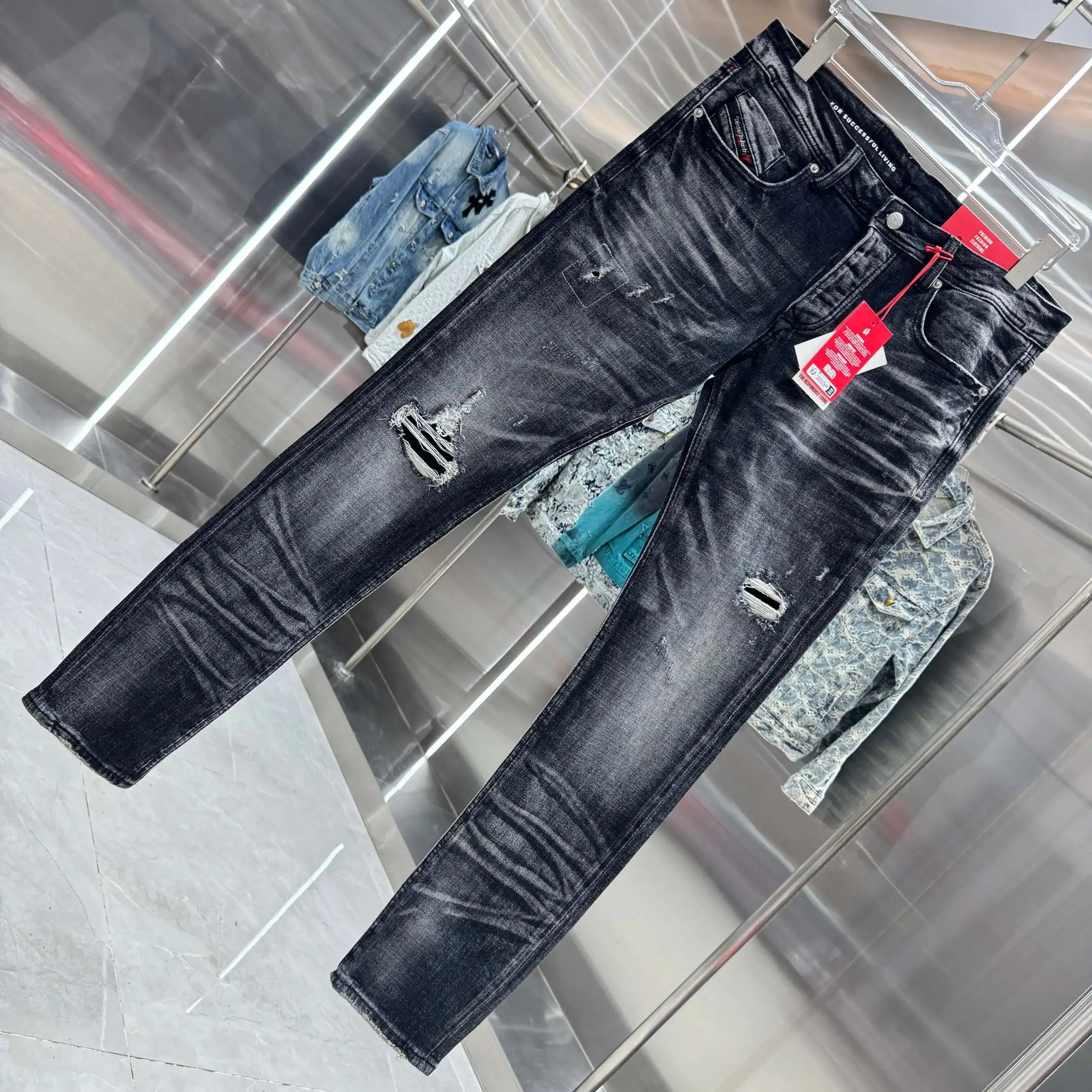 Distressed Slim-Fit Washed Jeans D22019131 — view 3