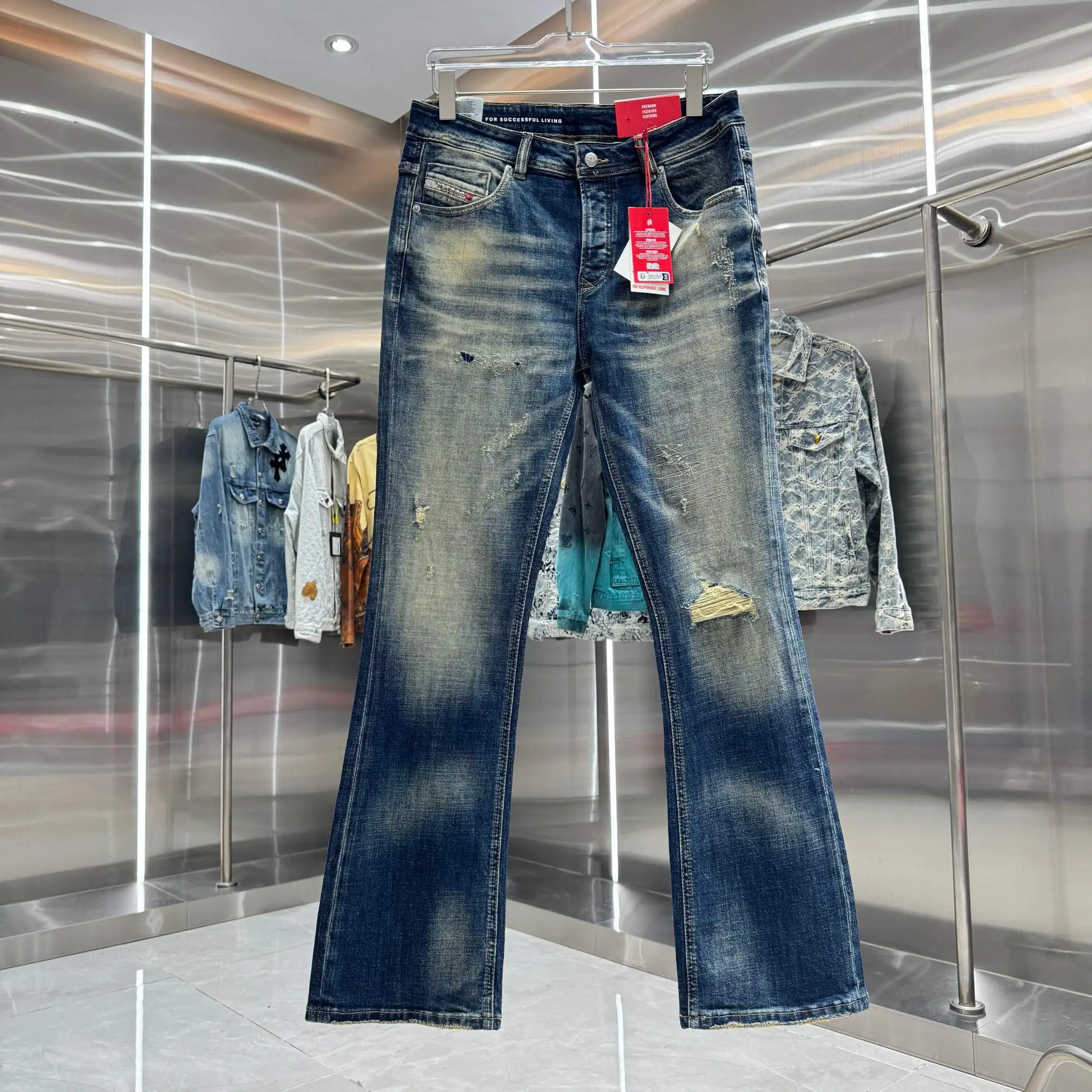 Distressed Bootcut Jeans in Washed Blue D22019126