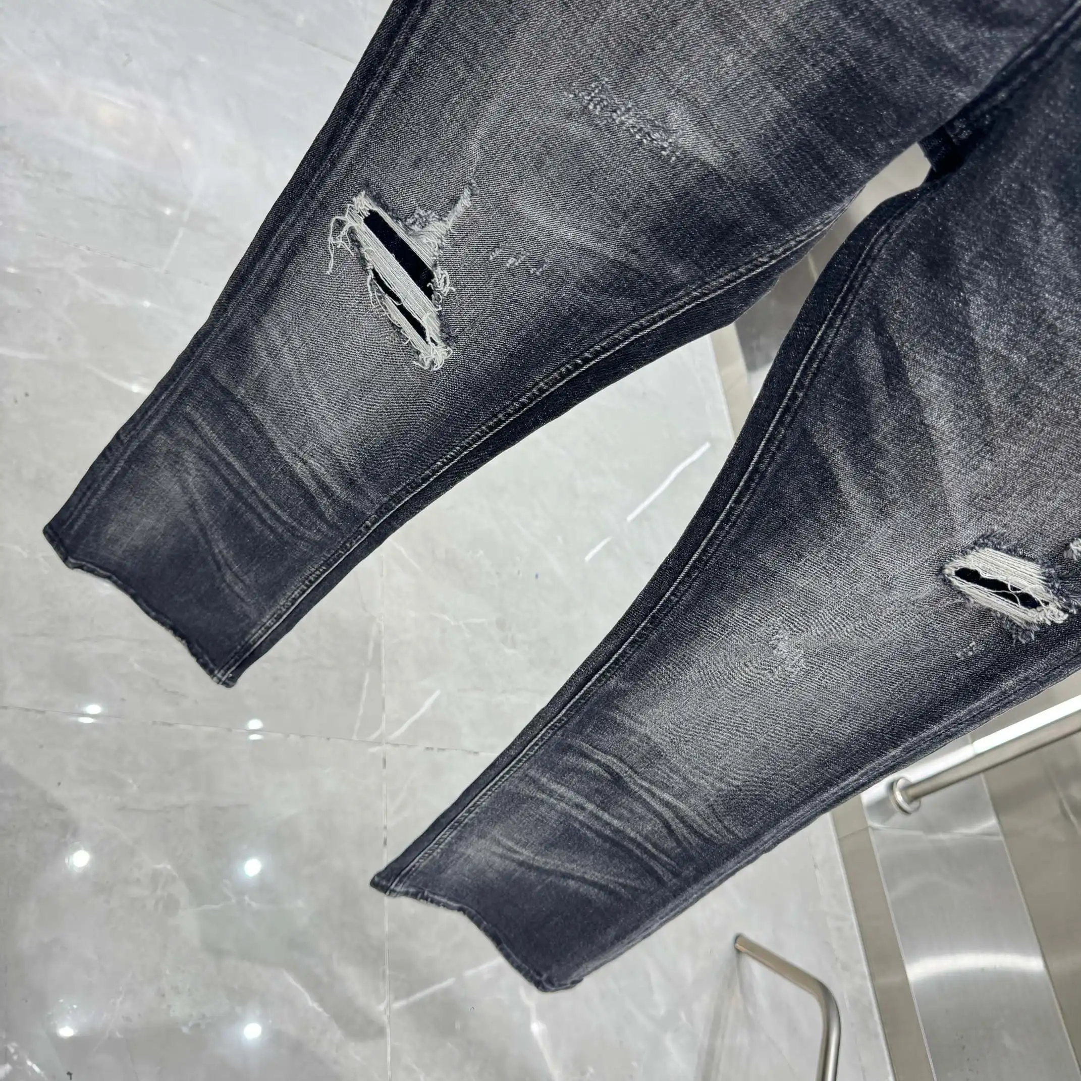 Distressed Bootcut Jeans in Washed Black D22019124 — view 9