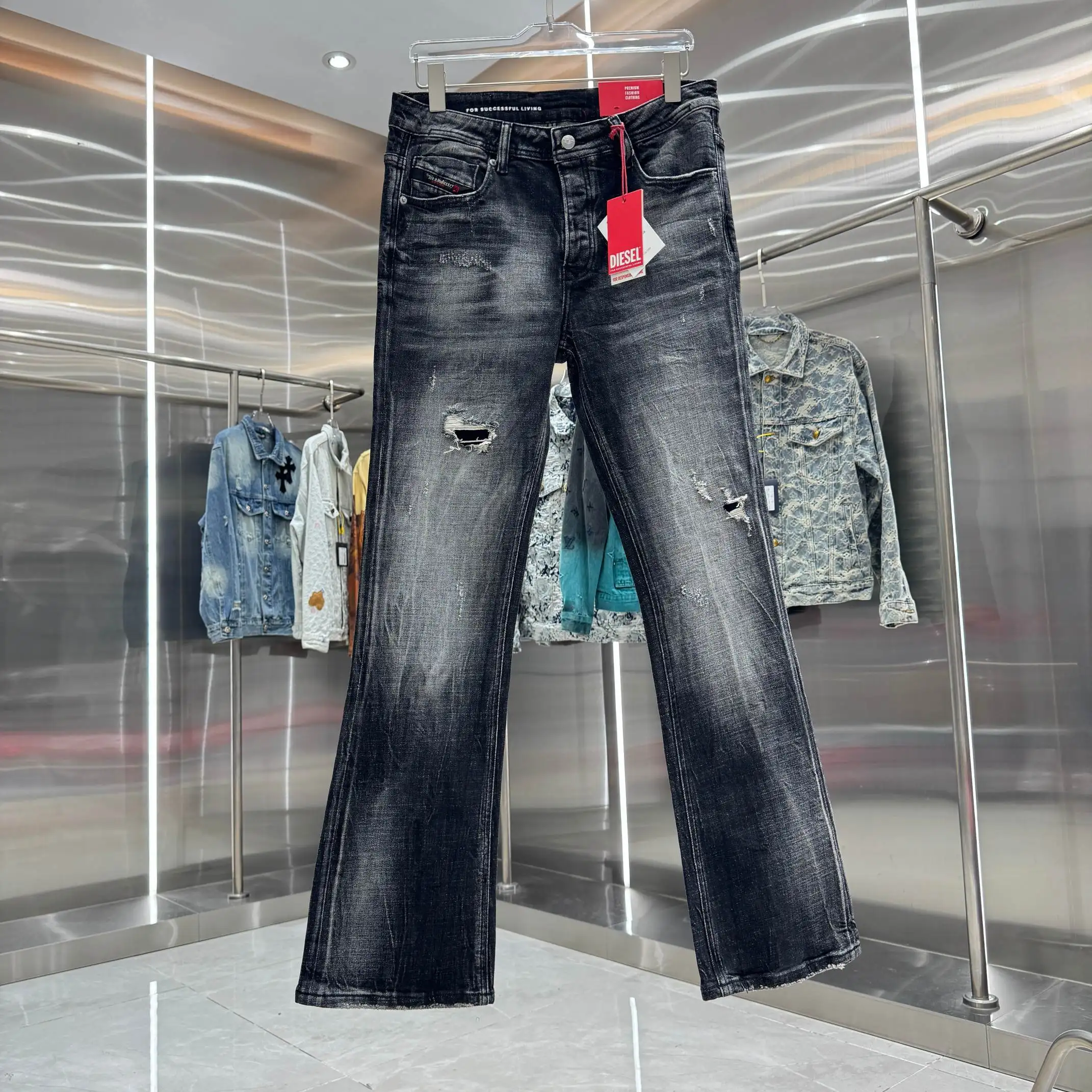Distressed Bootcut Jeans D22019121