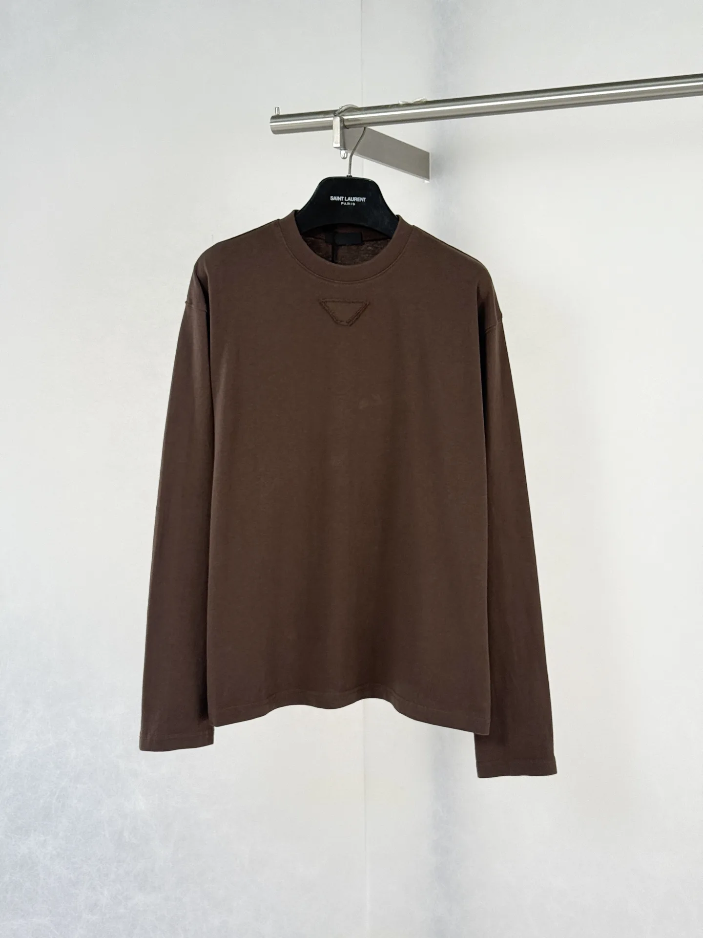 Deconstructed Triangle Logo Long-Sleeve T-Shirt D22021958