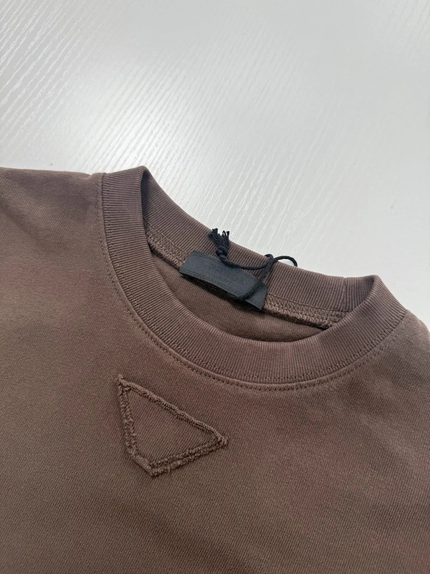 Deconstructed Triangle Logo Long-Sleeve T-Shirt D22021958 — view 5